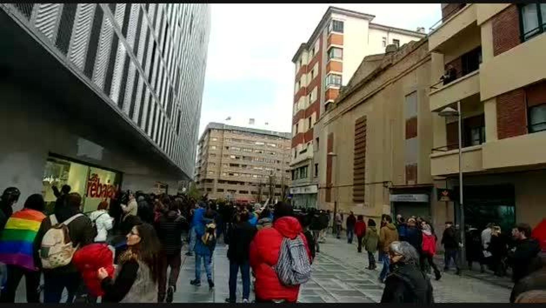 Vídeo de la manifestación de la huelga abertzale al lado de El Corte Inglés