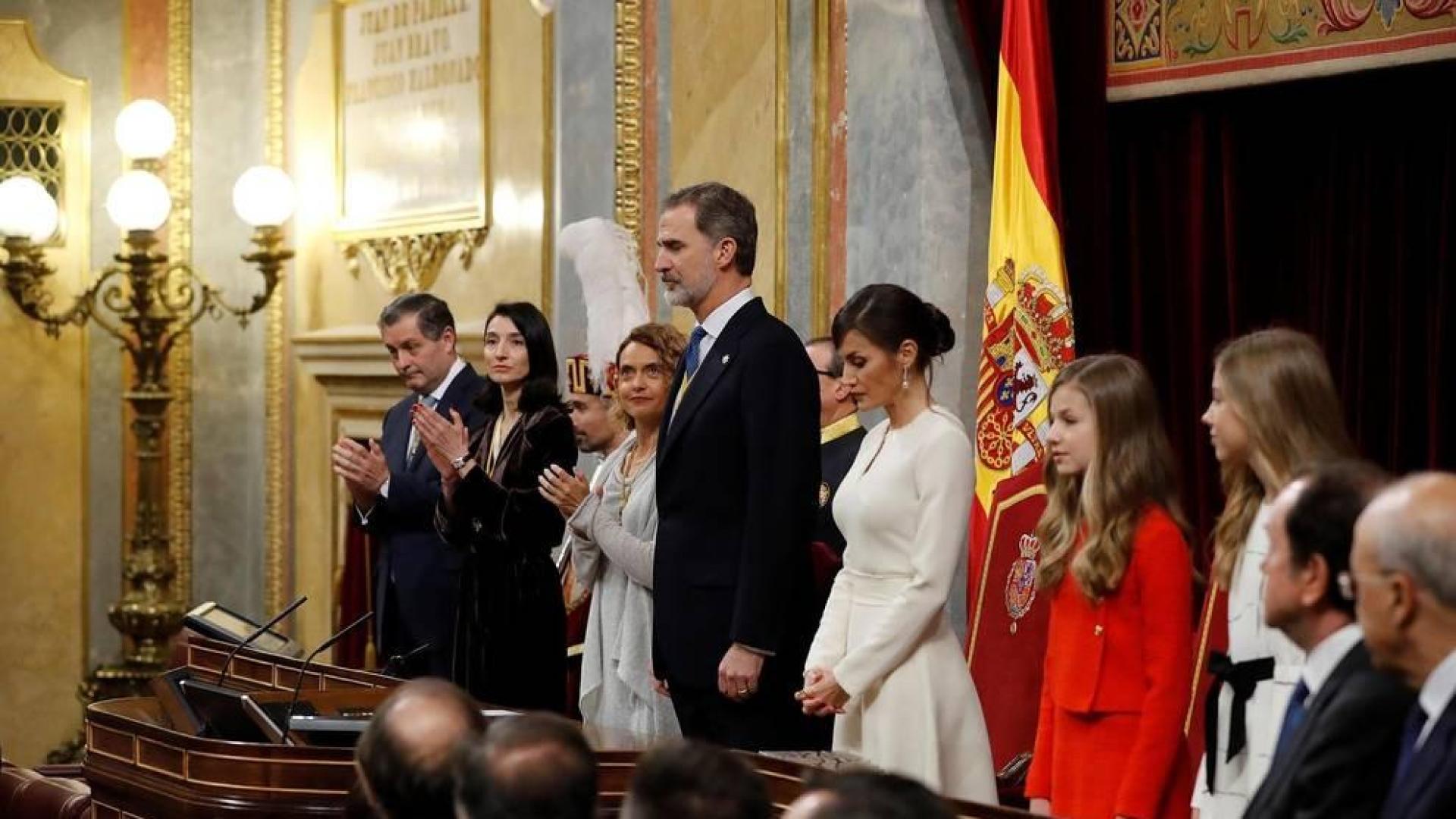 La familia real al completo ha presidido este lunes la sesión solemne de la apertura de la XIV Legislatura.