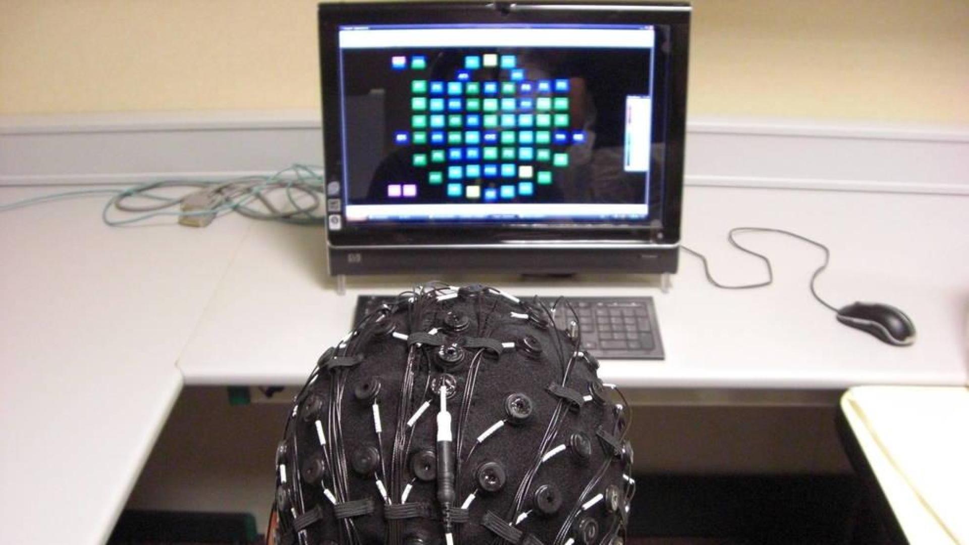 Cerebro-ordenador, todo un equipo