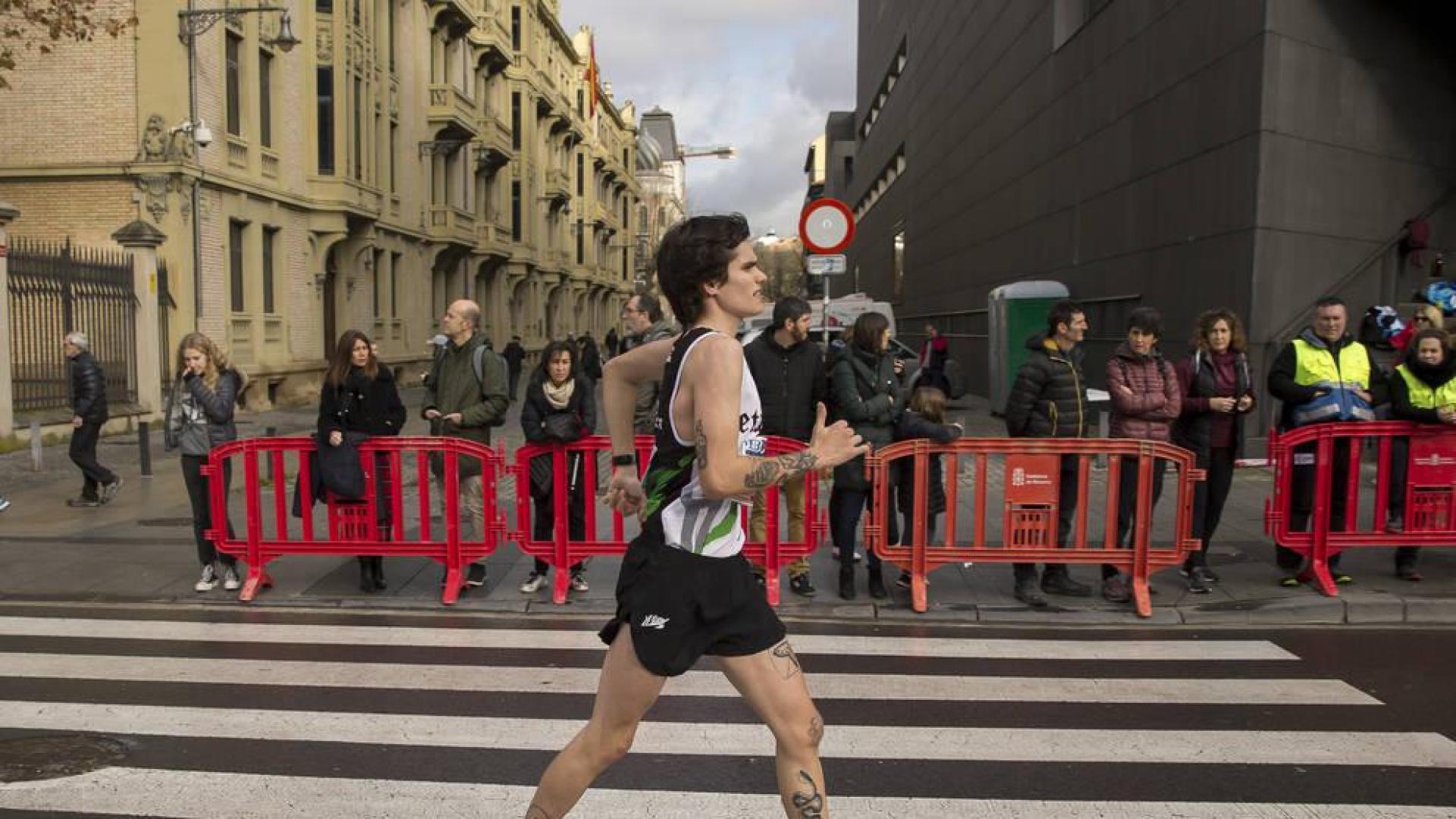 Dani Ballesteros brilla con récord en Vitoria