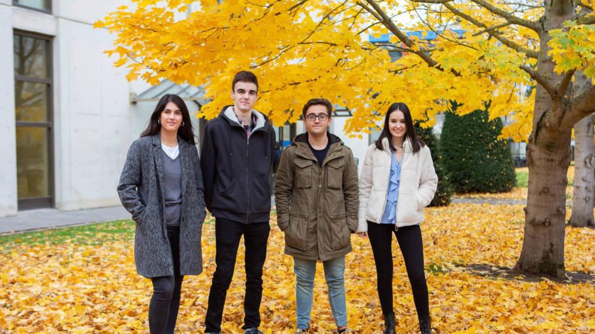Los alumnos promotores de la aplicación: María Ovejero, Iván Caballero, Javier Ángel Hernández y Patricia Díez.