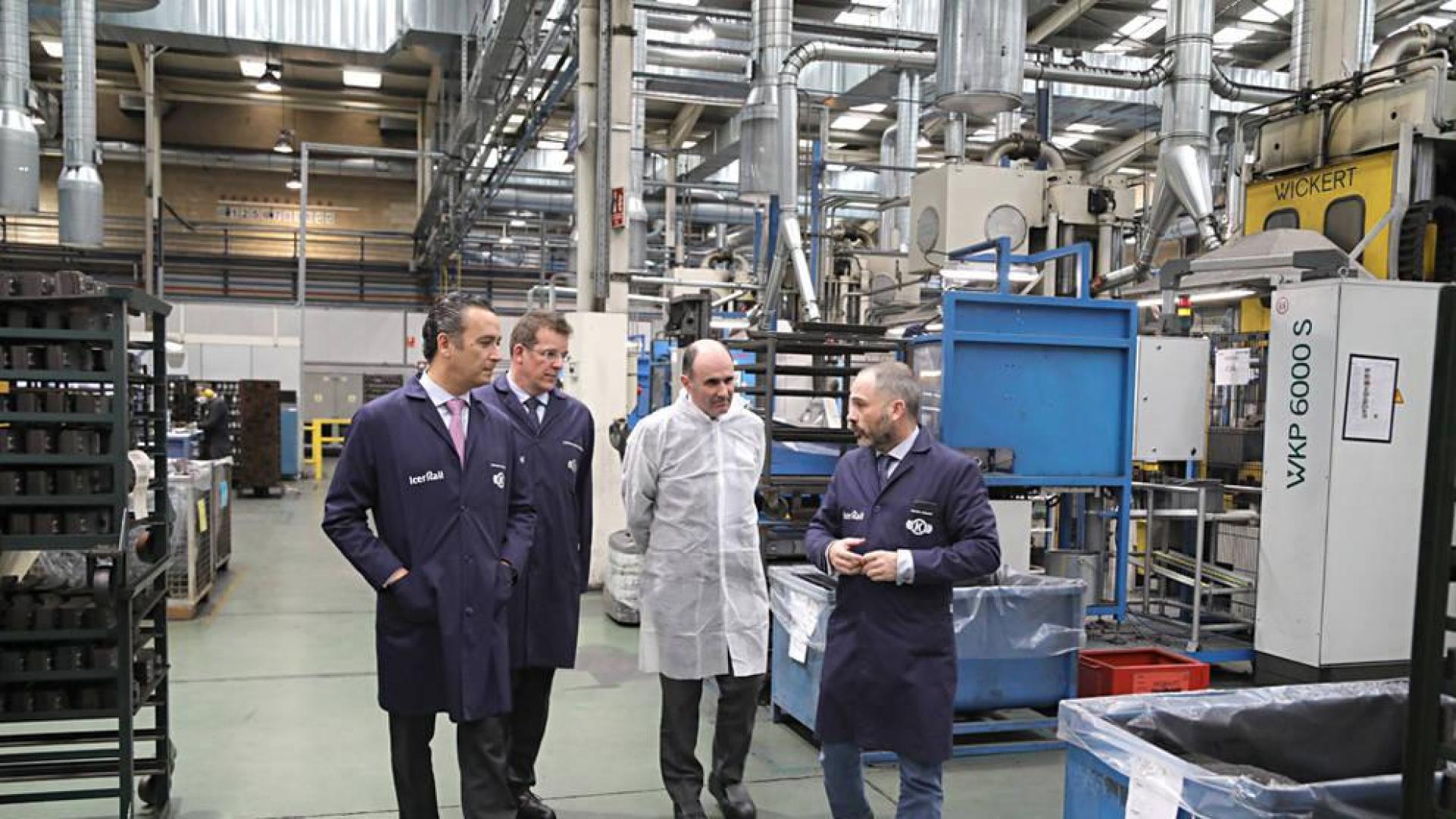Ayerdi visita Icer Rail y destaca el "potencial" de esta empresa