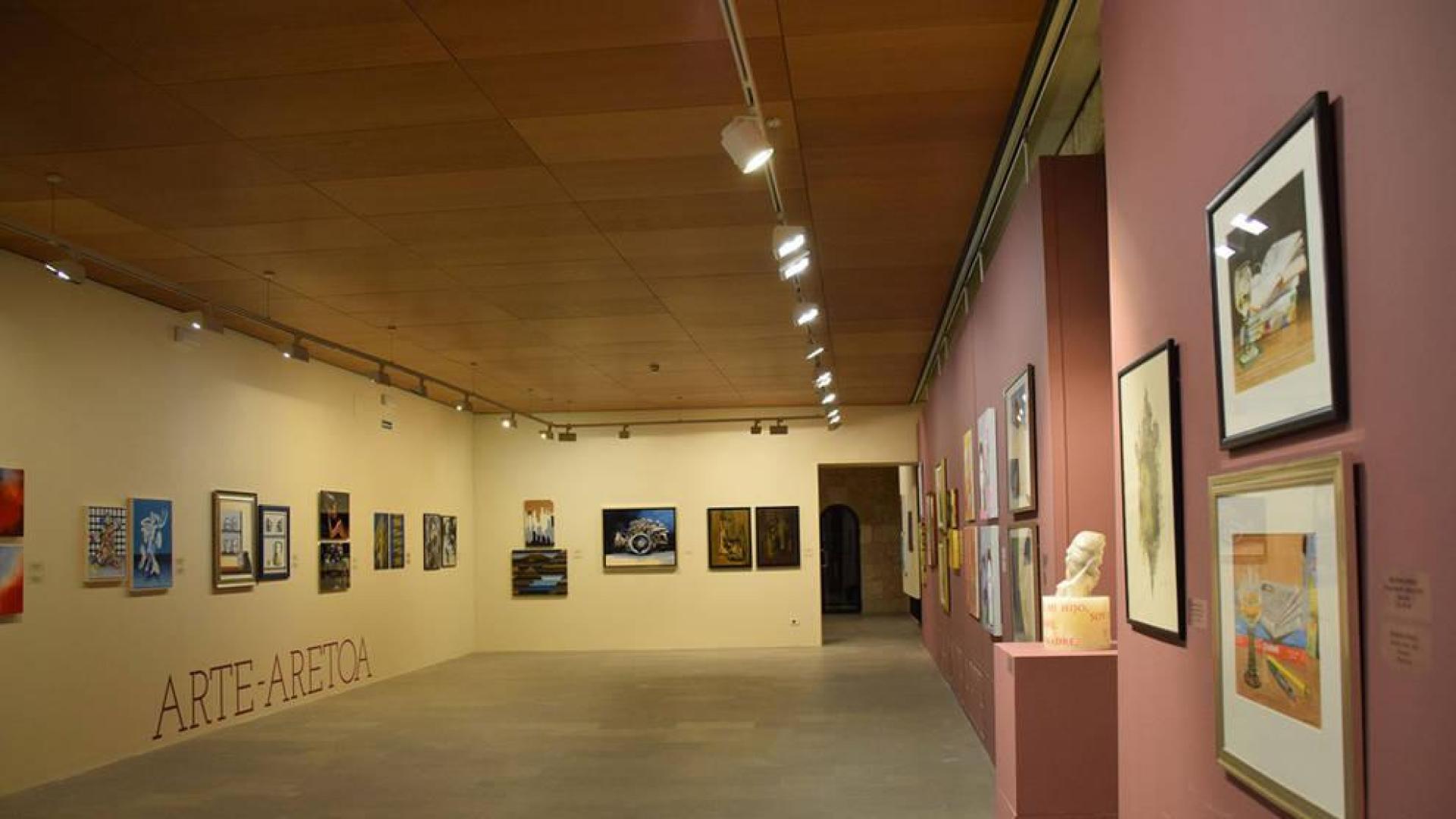 El Museo Gustavo de Maeztu inaugura un nuevo Salón de Arte con obras de 29 artistas