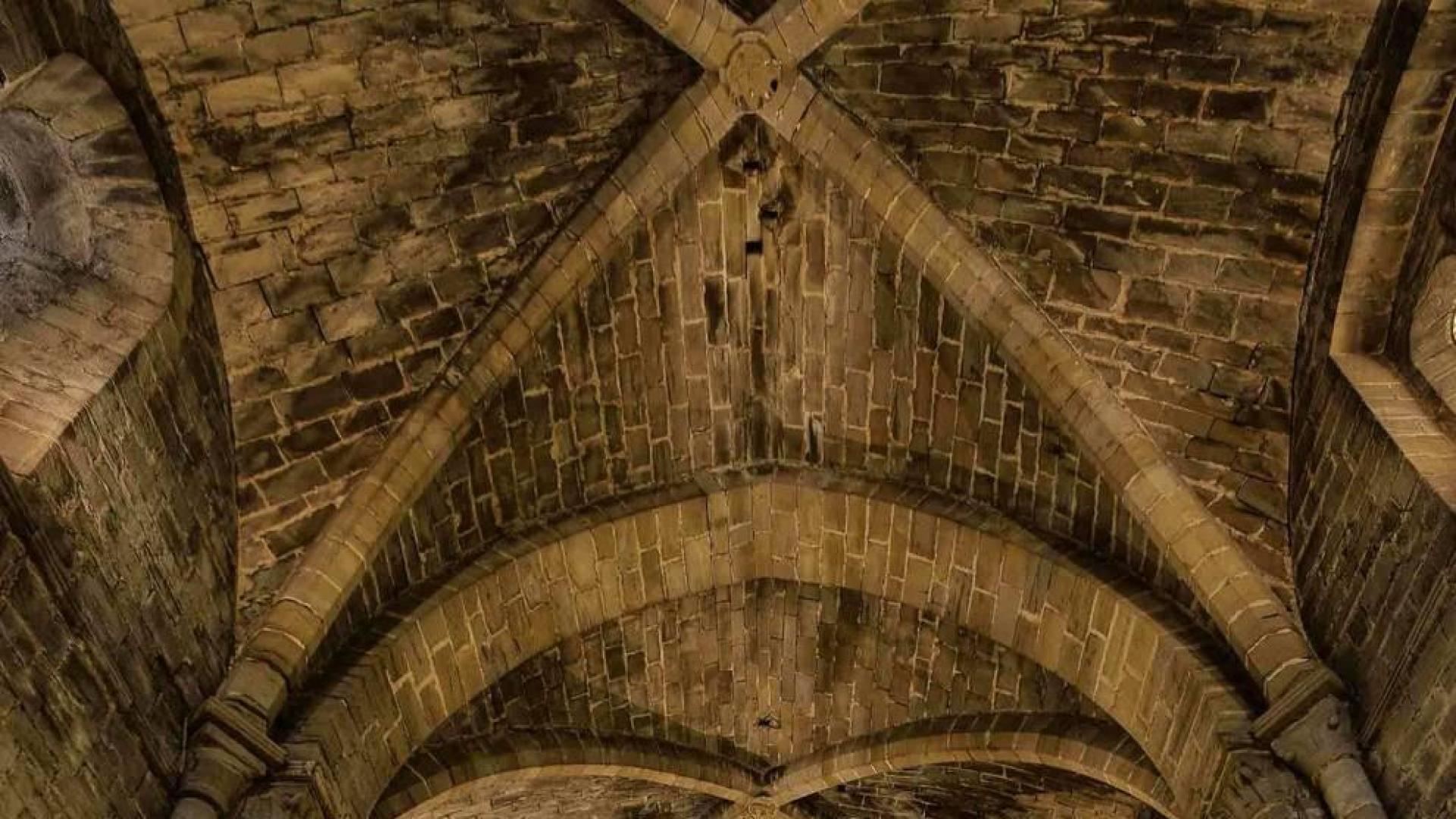 La Oliva busca financiación para reparar la iglesia del monasterio