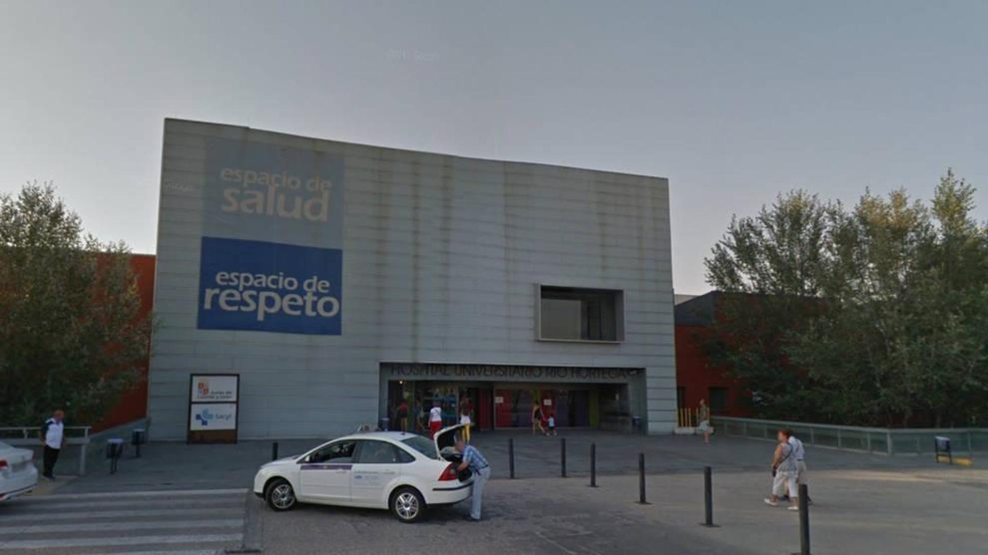 Un fallecido tras autolesionarse y una mujer herida por arma blanca en una agresión en una vivienda de Valladolid