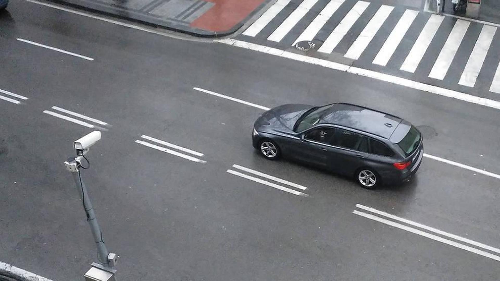 Instalan 7 controladores de tráfico con lector de matrícula en tres calles de Pamplona