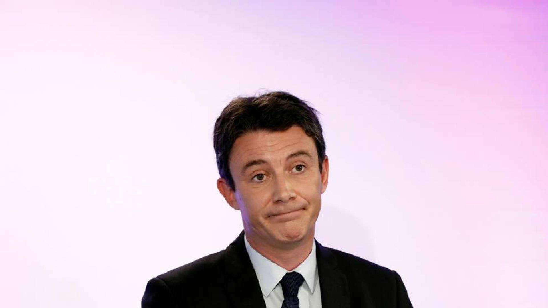 El candidato "macronista" a París se retira por la filtración de vídeo sexual