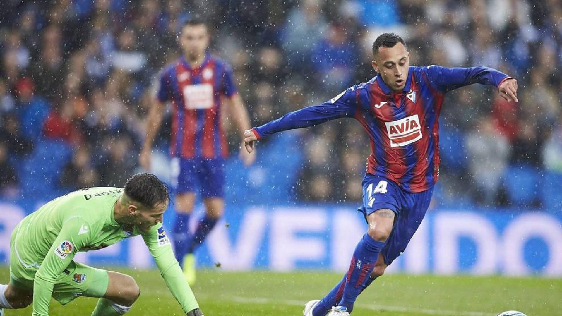 Un partido anterior del Eibar contra la Real Sociedad