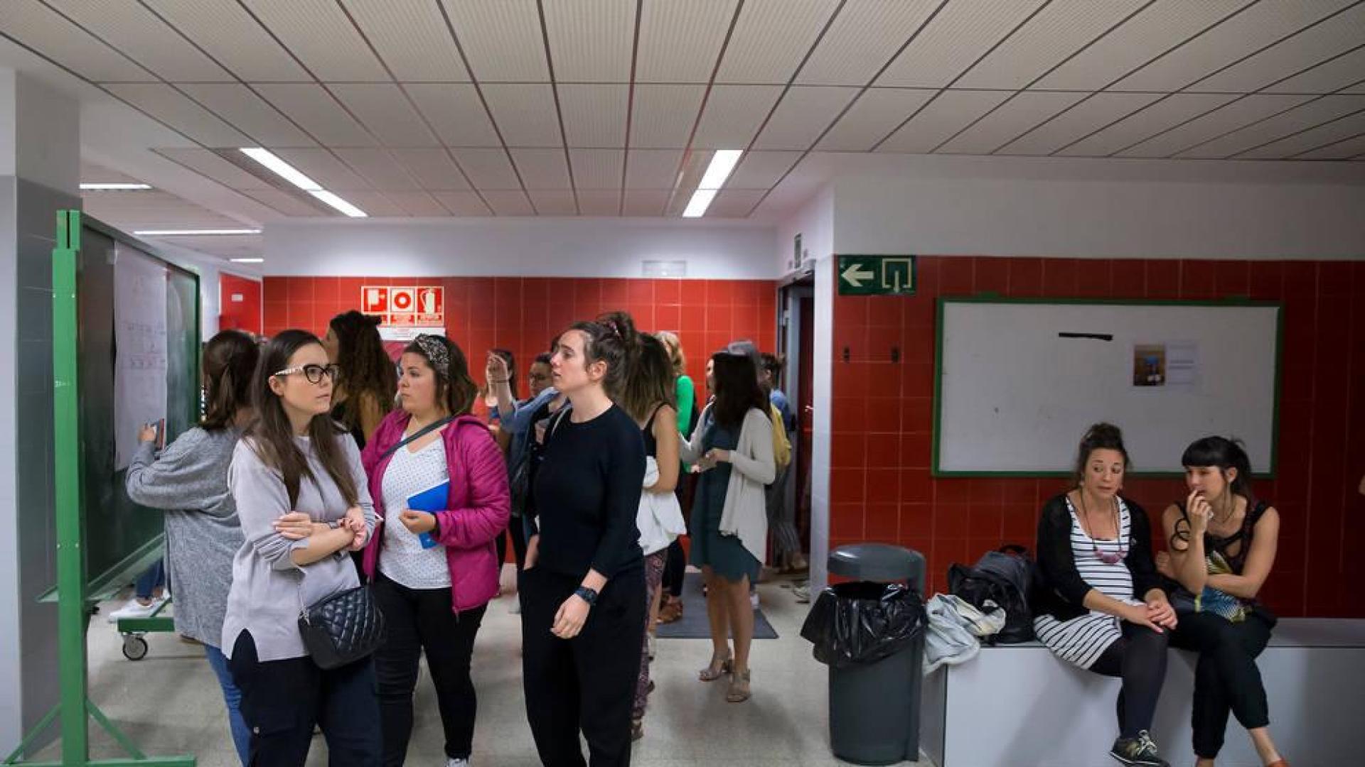 Educación ultima la nueva norma para contratar tras tumbar el TSJN la última