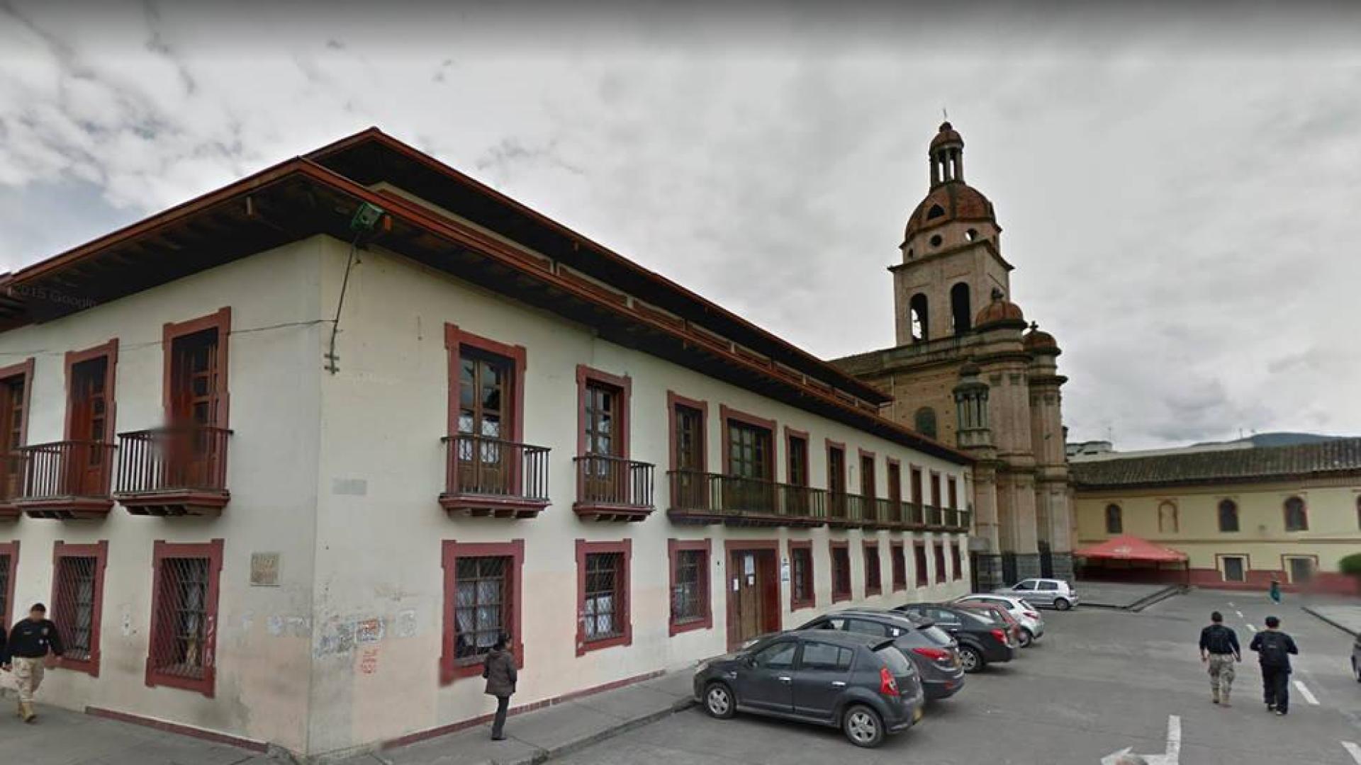 Siete muertos tras explotar un autobús en Colombia