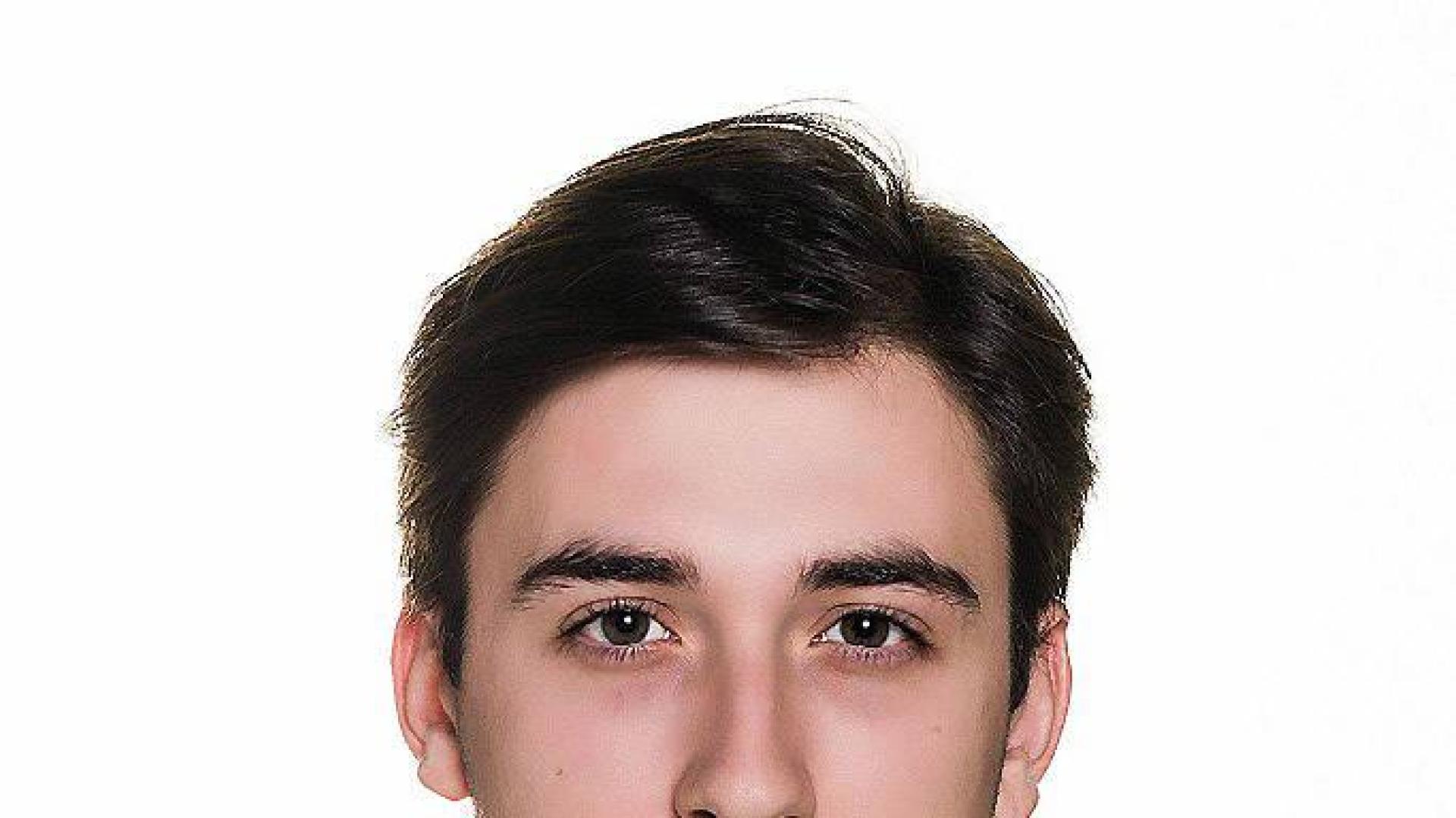 Álvaro Mancho, graduado de la Universidad de Navarra y natural de Cizur Mayor, número uno del PIR