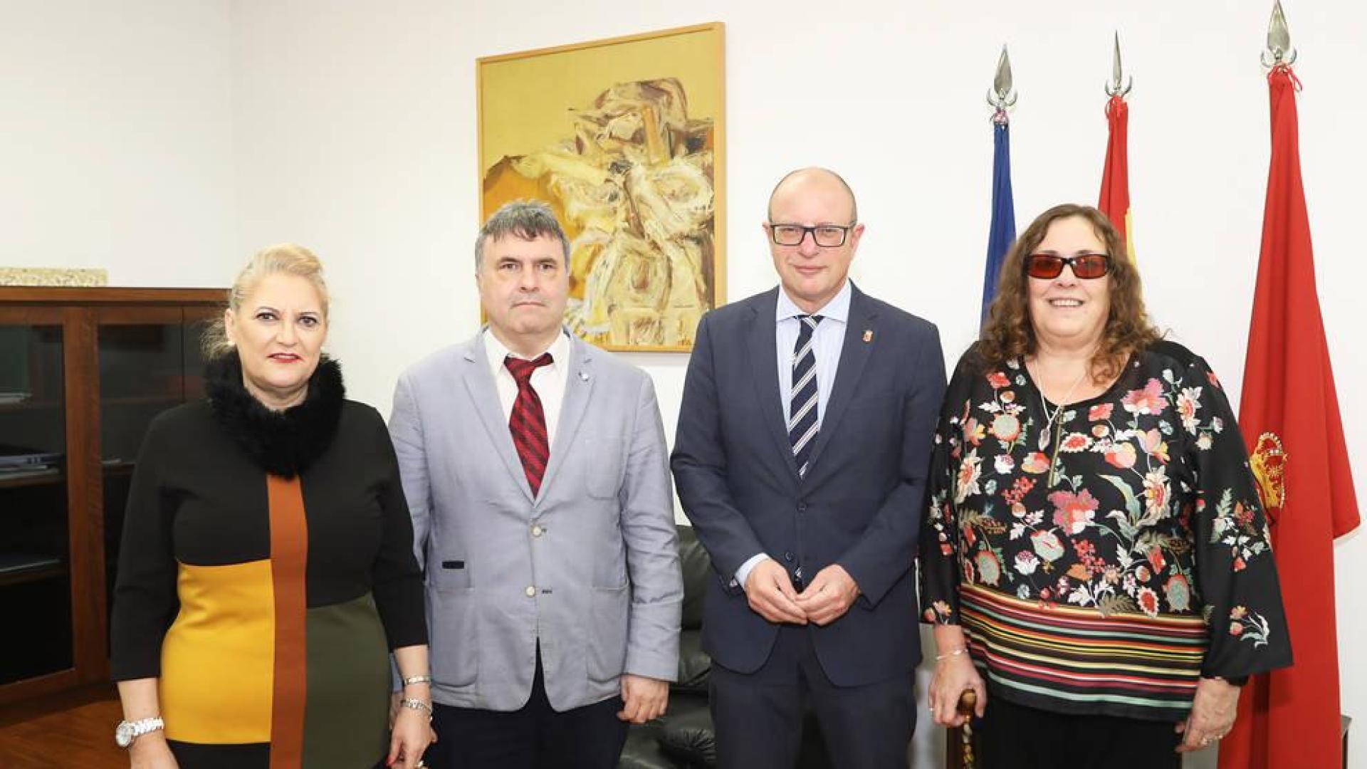 Convenio para la atención de alumnos con ceguera o discapacidad visual grave