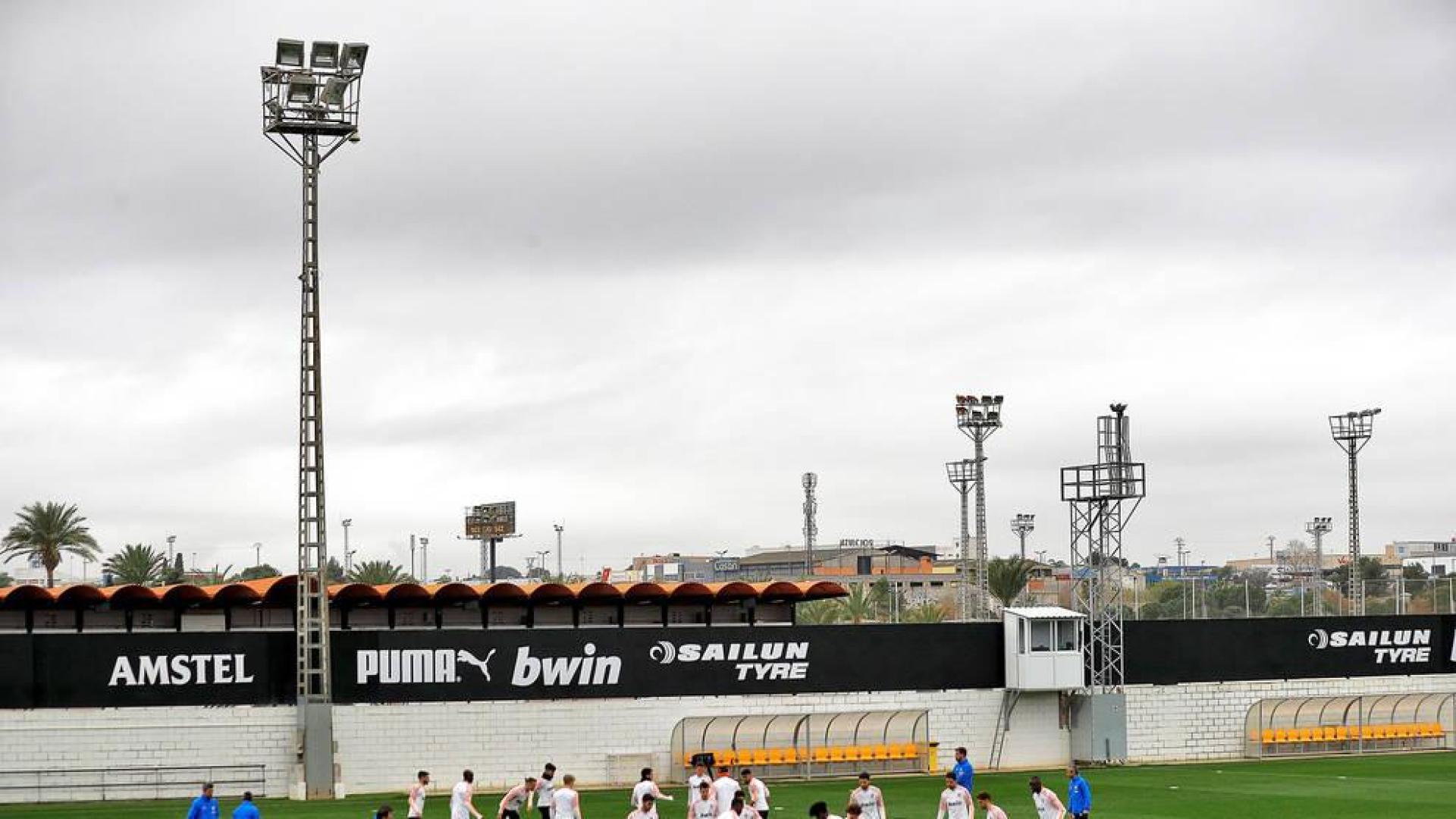 El Valencia tratará de minimizar los daños en San Siro