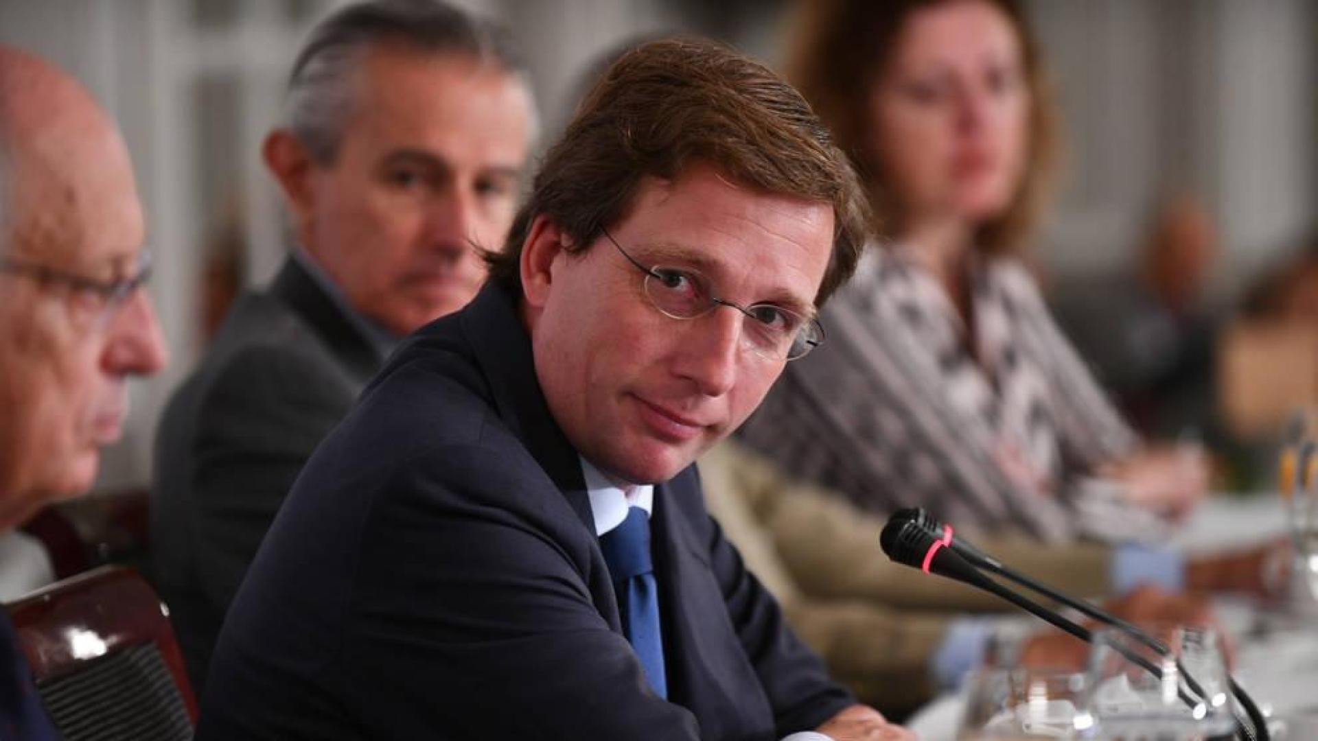 Almeida anuncia que peatonalizará "definitivamente" la Puerta del Sol de Madrid
