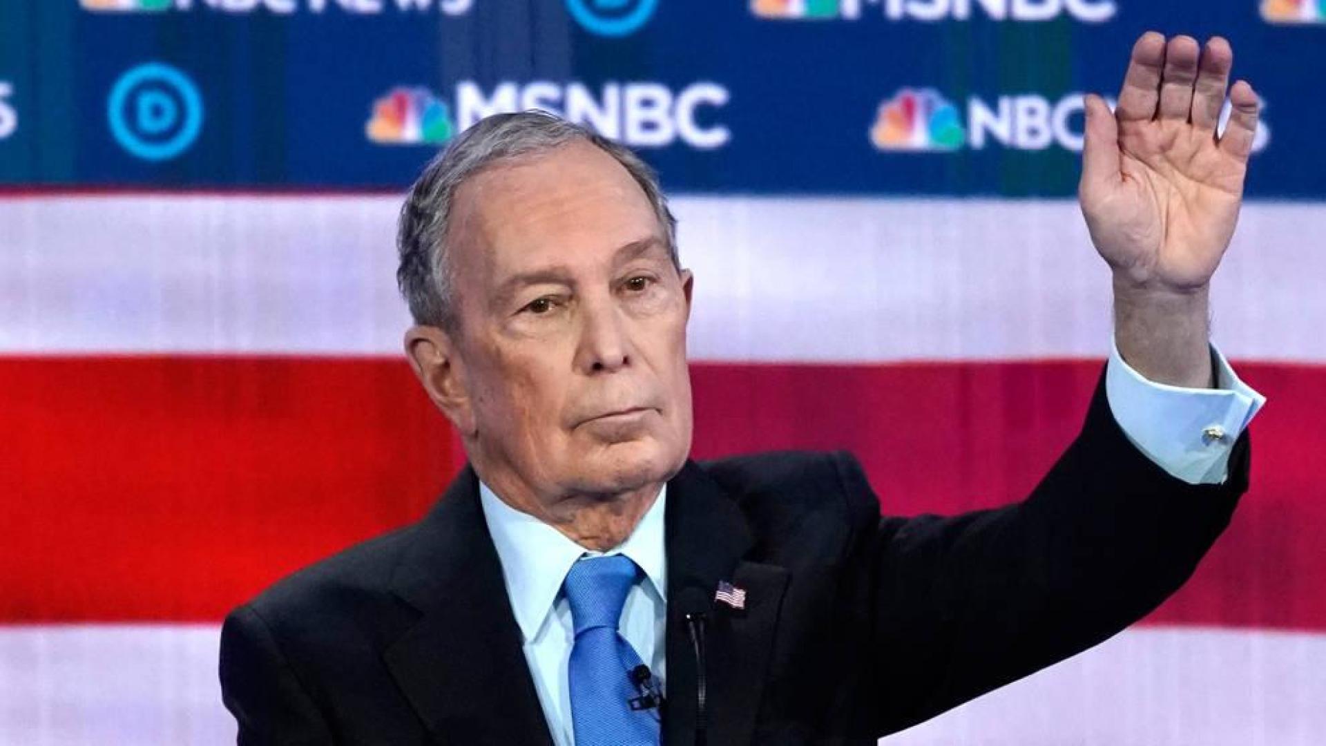 Las primarias demócratas explotan contra Bloomberg en el debate de Las Vegas