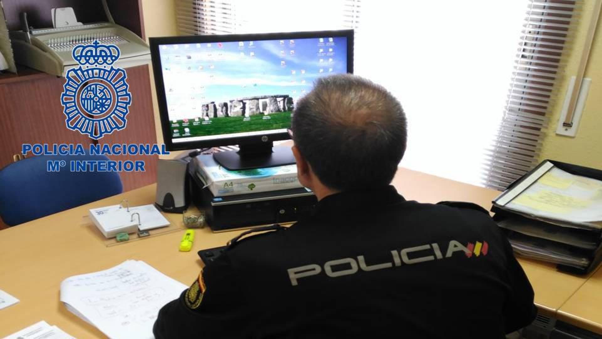 Detenida en Pamplona por estafar 5.000 euros mediante ventas de robots de cocina