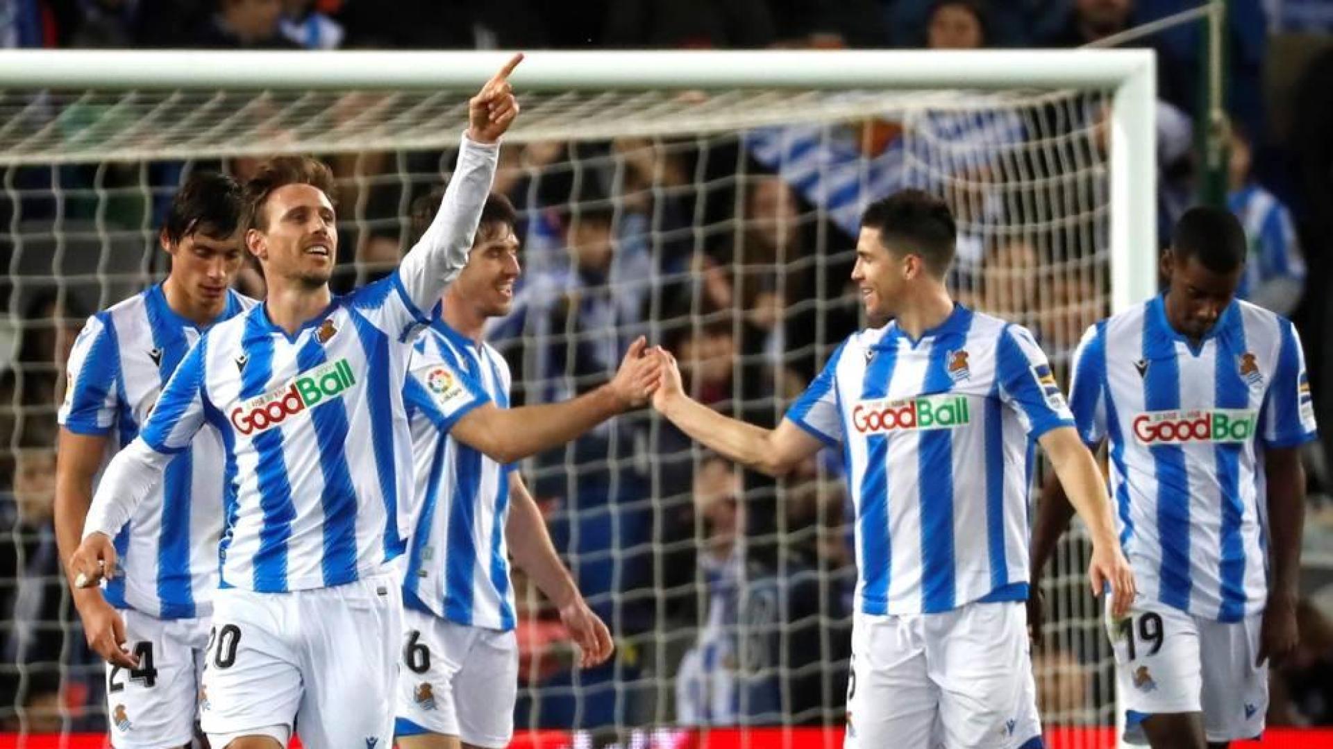 Merino y Monreal marcan en la goleada de la Real Sociedad al Valencia