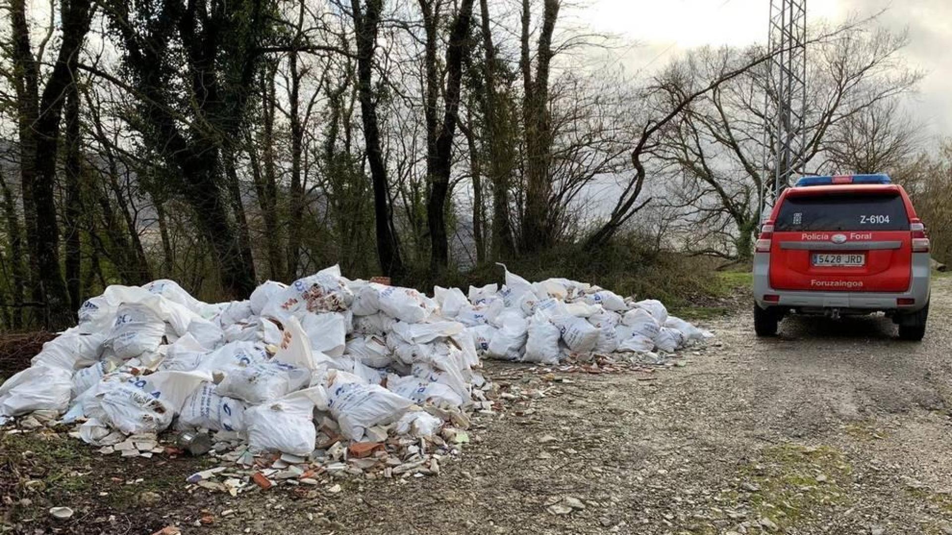 Denunciada una empresa de Pamplona por vertido ilegal en el paraje de Olazagutía