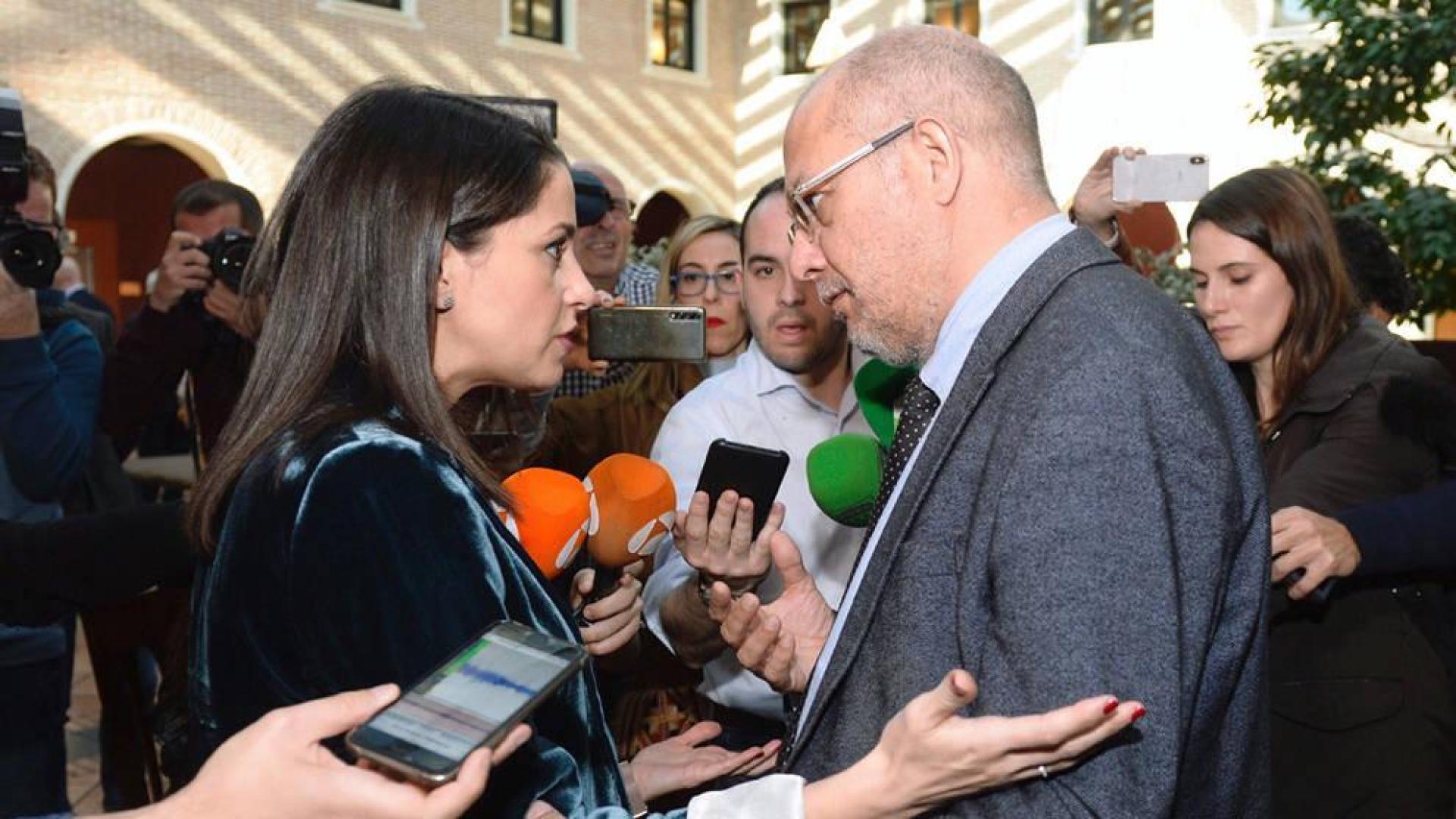 Arrimadas, Igea y un afiliado valenciano competirán por el liderazgo de Ciudadanos
