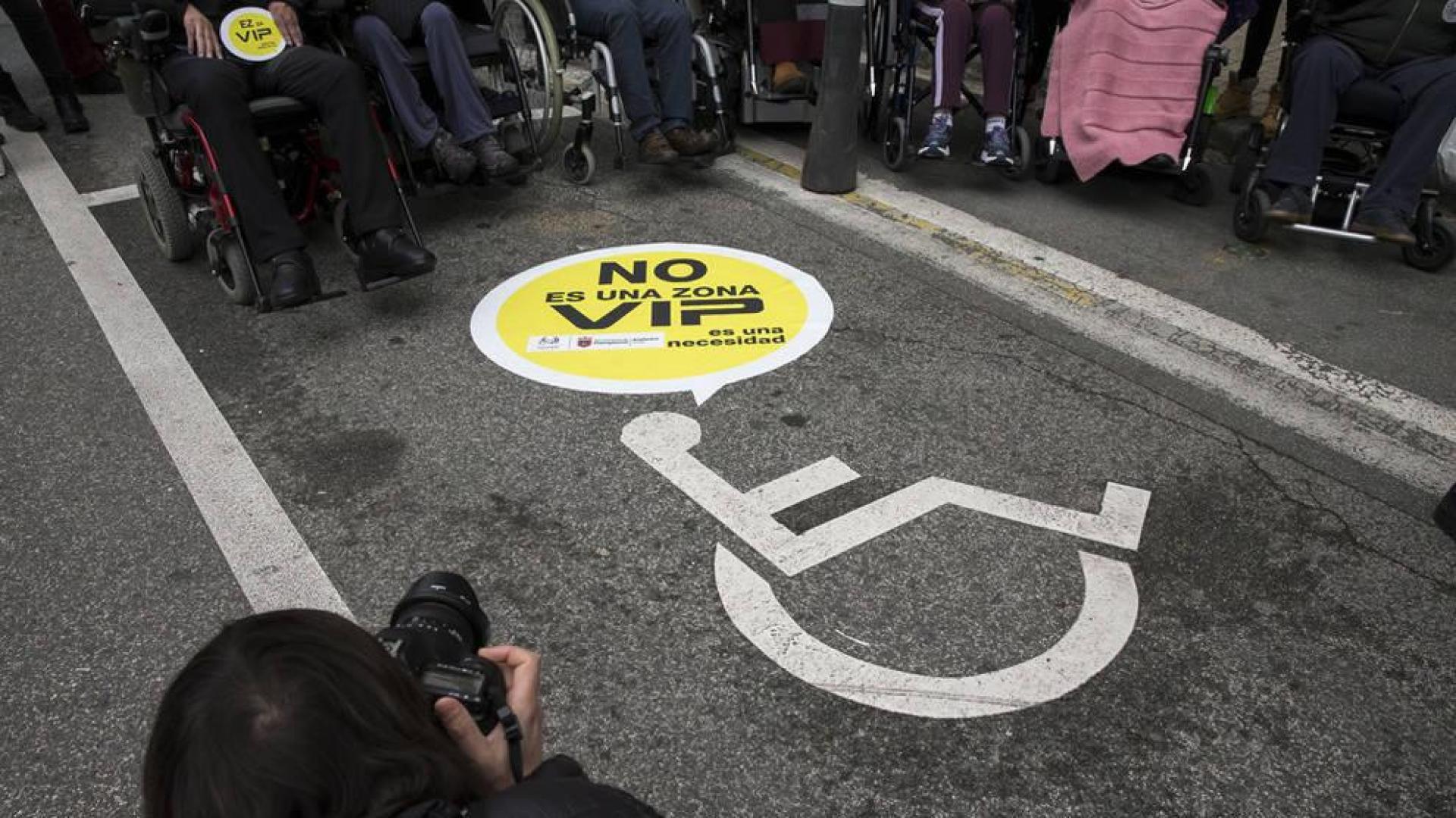 Nueva campaña sobre el uso del aparcamiento para personas con discapacidad