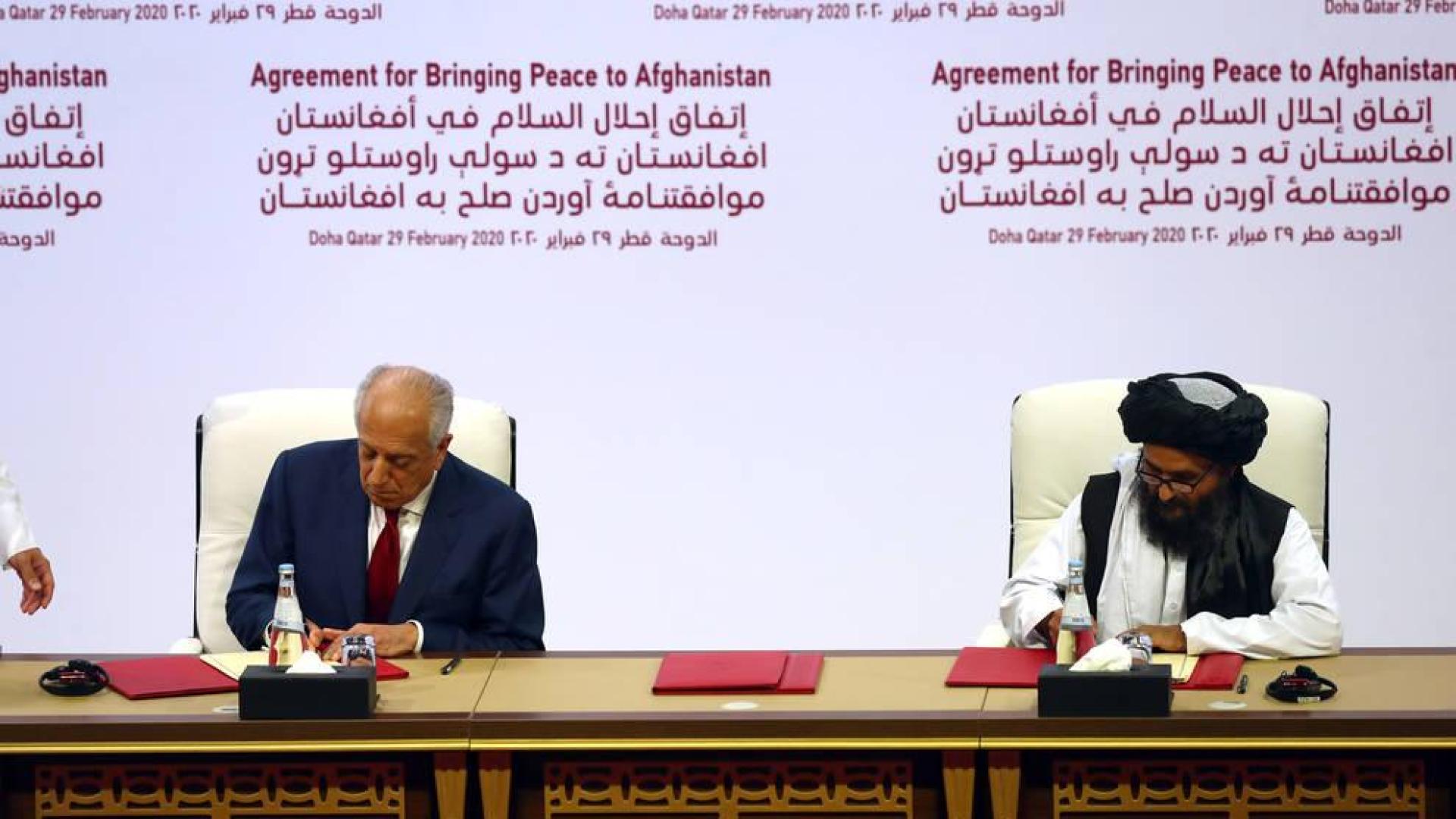 EE UU y los talibanes firman un histórico acuerdo de paz en Doha