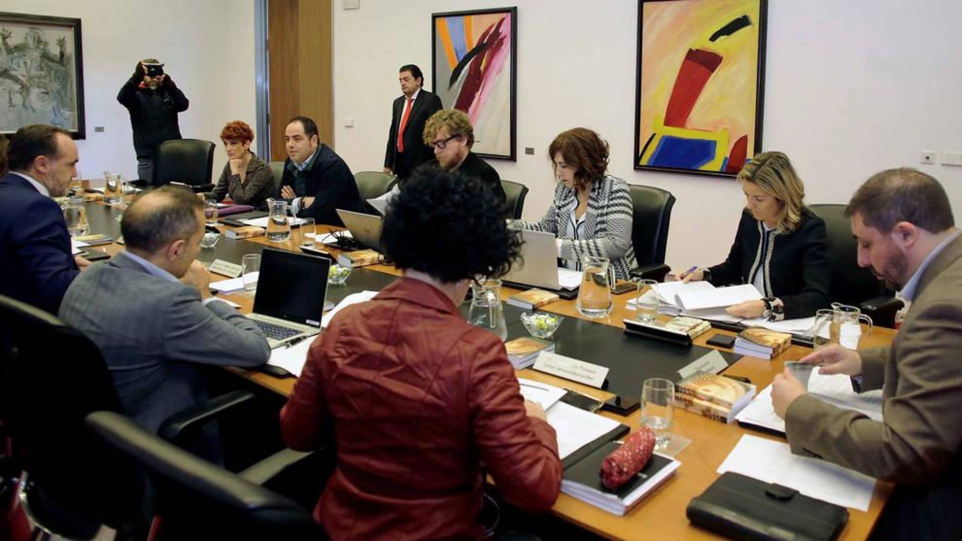 Navarra Suma critica la postura "irresponsable" del Ejecutivo foral ante la N-121-A