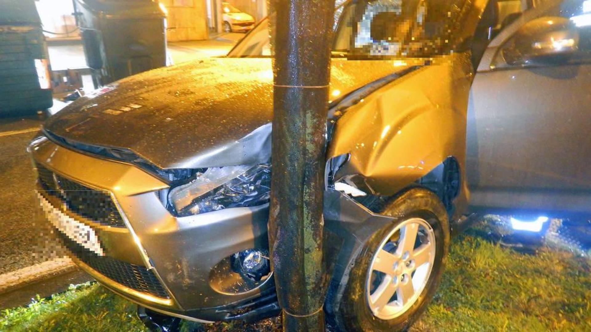 Una conductora se sale de la vía en la Rochapea y triplica la tasa de alcohol