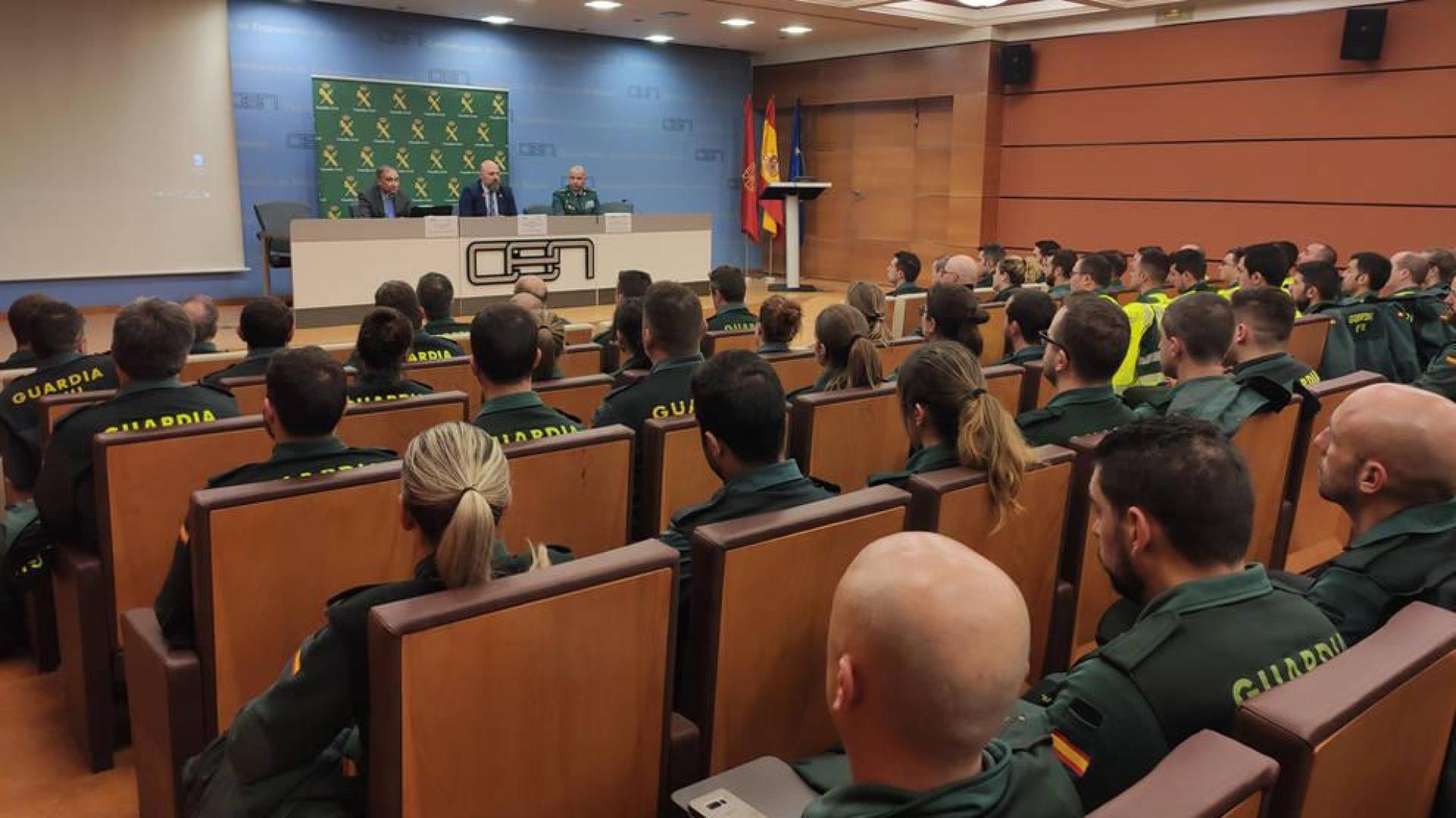El delegado del Gobierno recibe a 238 guardias civiles destinados a Navarra