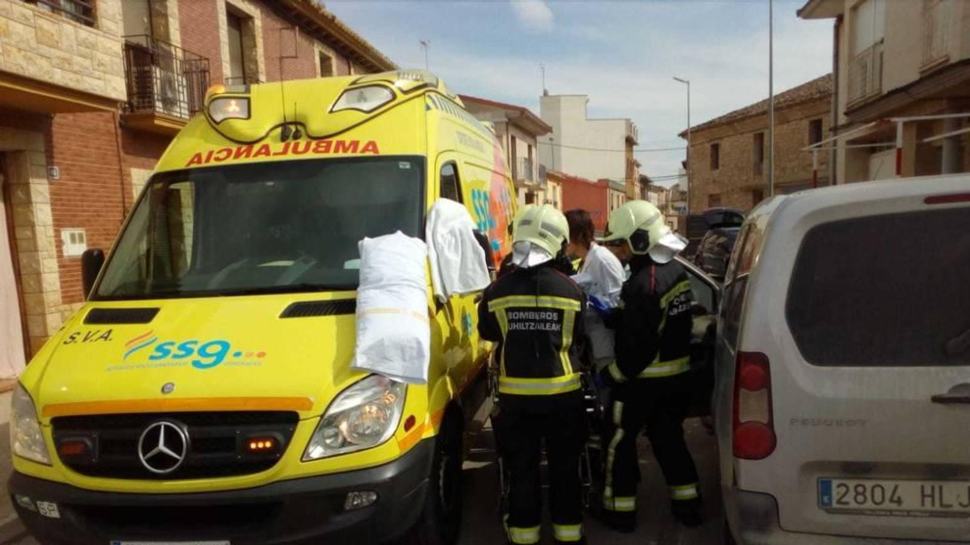 Dos trasladados al Hospital de Tudela tras chocar dos coches en Fustiñana
