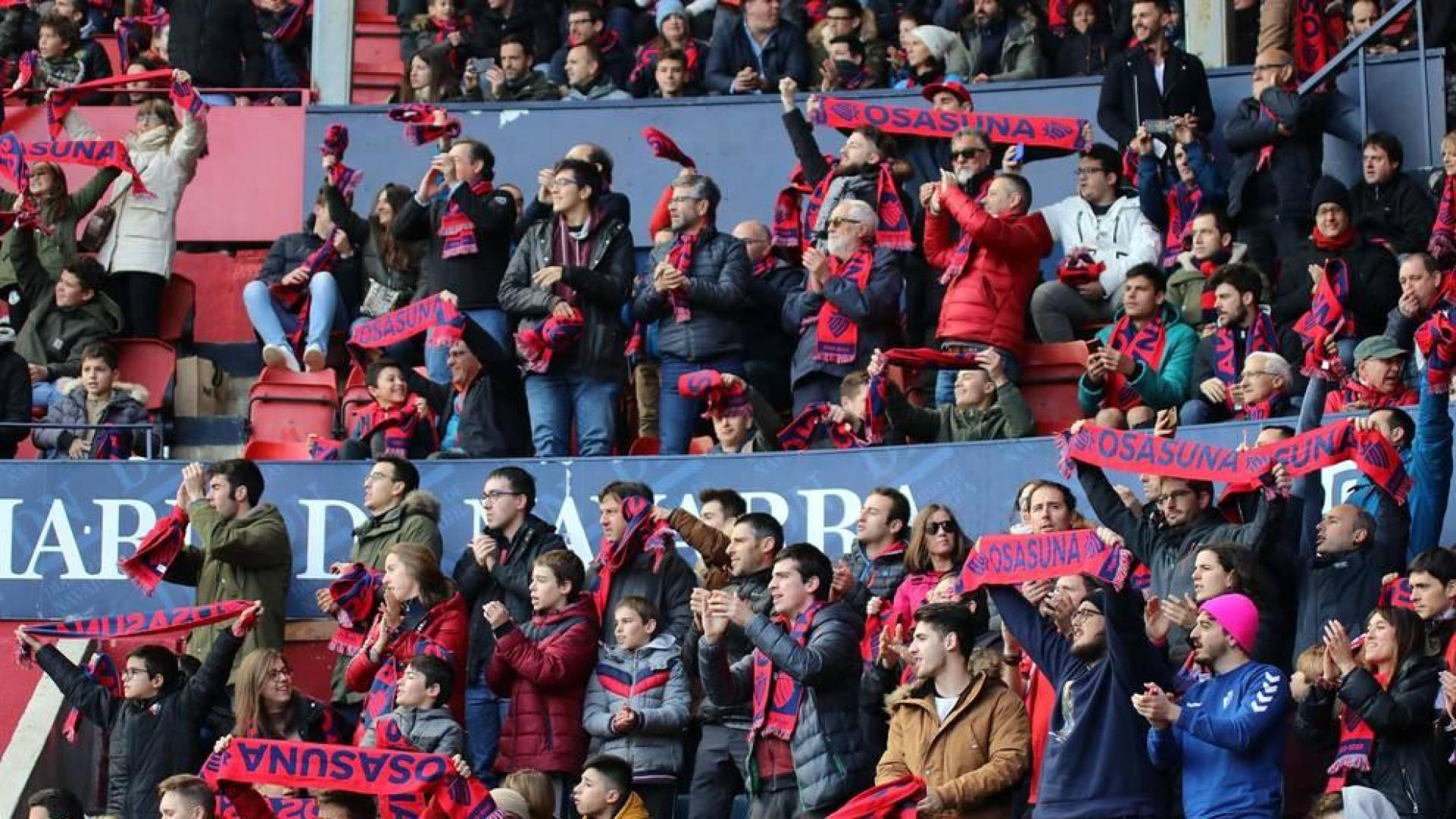 Galería de fotos del partido Osasuna-Espanyol Madrid disputado en El Sadar y correspondiente a la jornada 27 de LaLiga Santander.