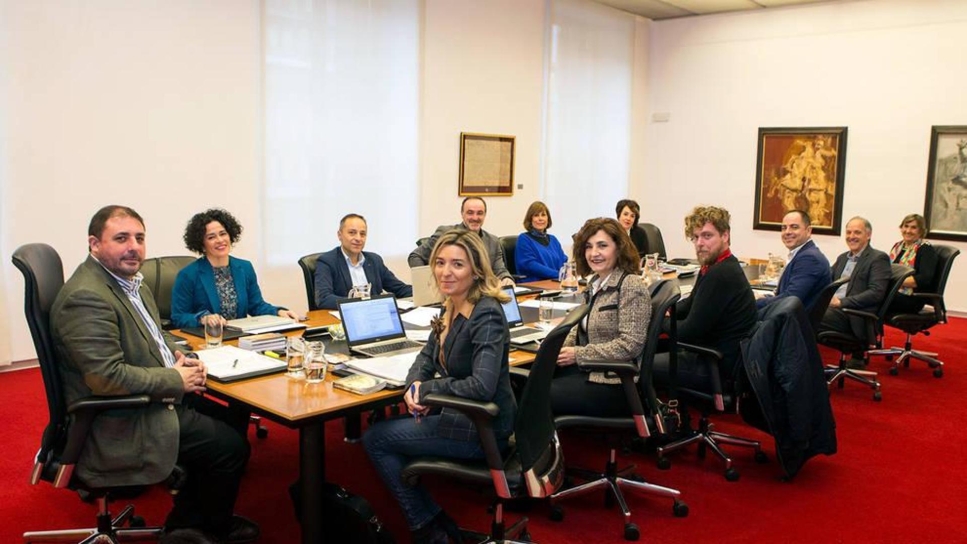 Aprobada con la abstención de EH Bildu una declaración con motivo del Día de las Víctimas del Terrorismo