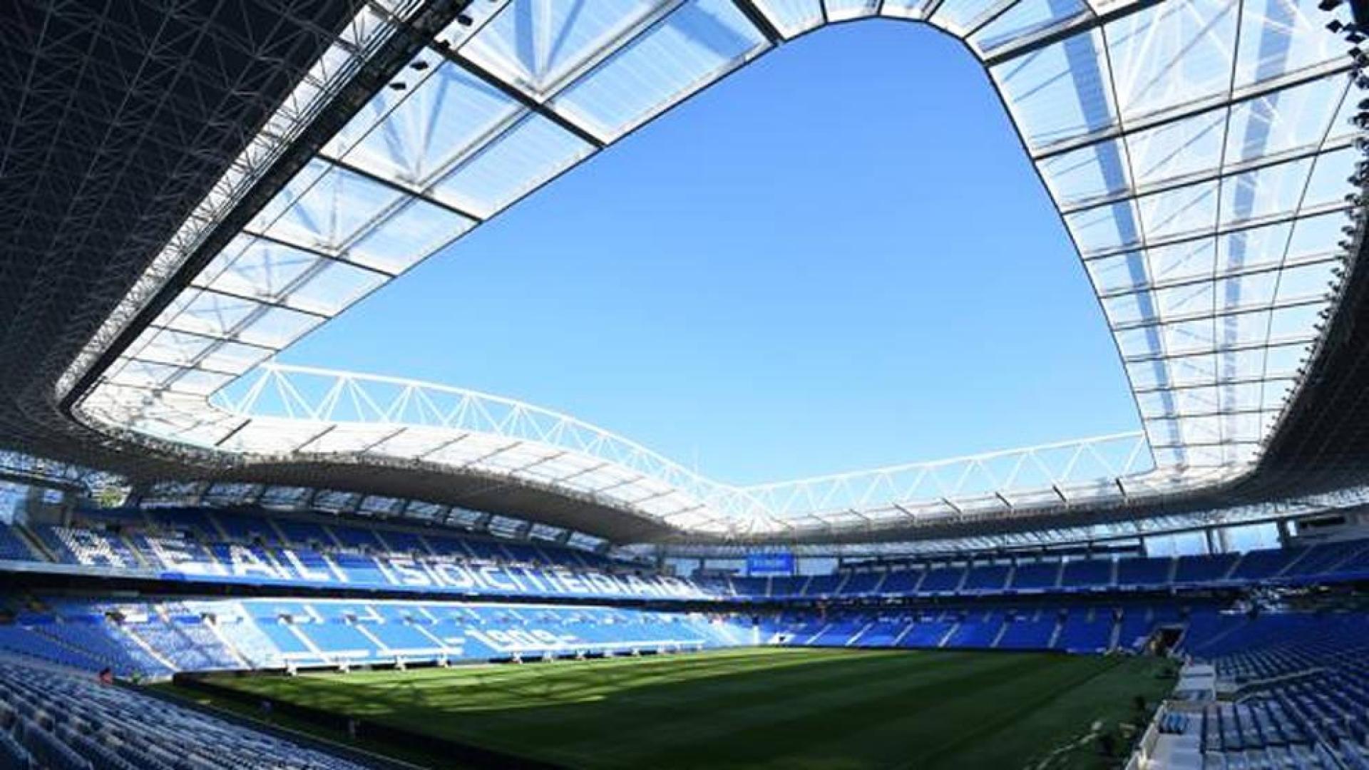 Pendientes de si el Real Sociedad-Osasuna se juega a puerta cerrada por el coronavirus