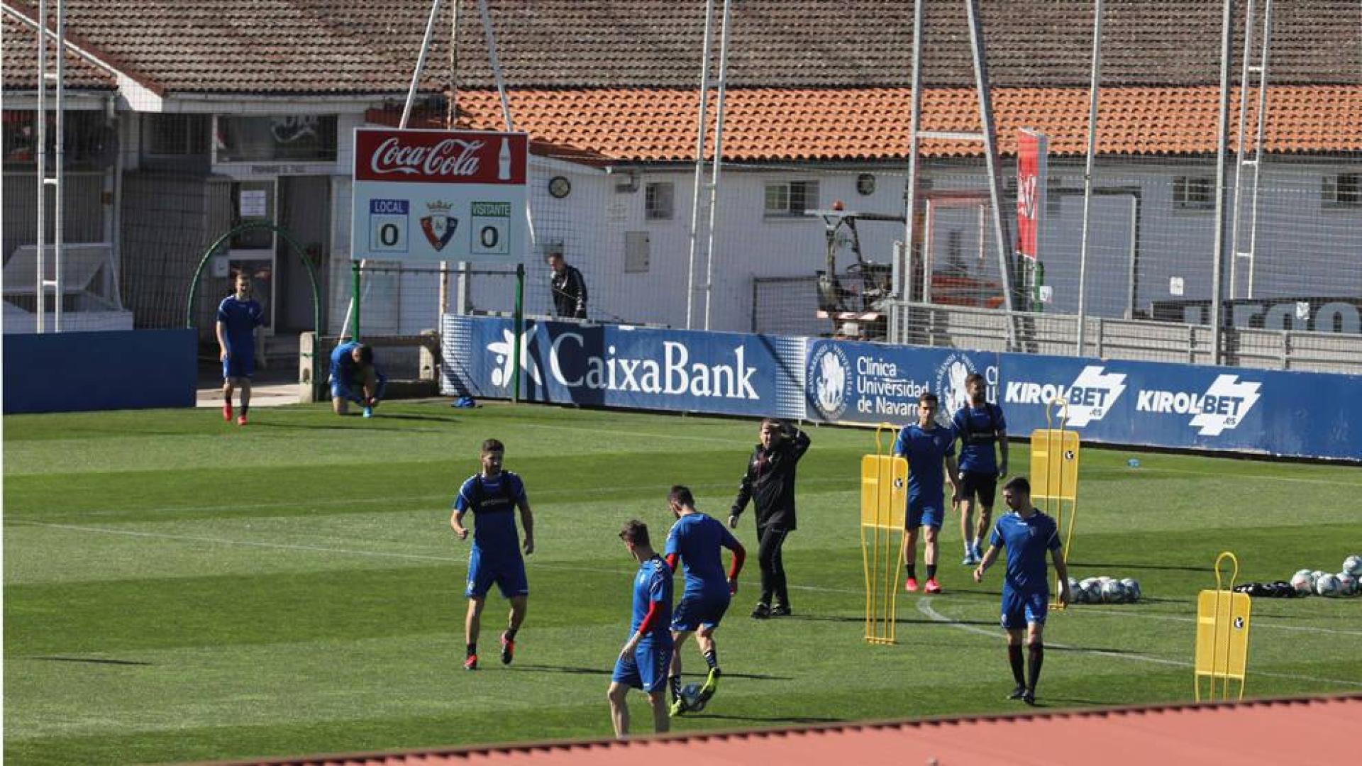 Osasuna puede perder 14 millones si se produce una suspensión total