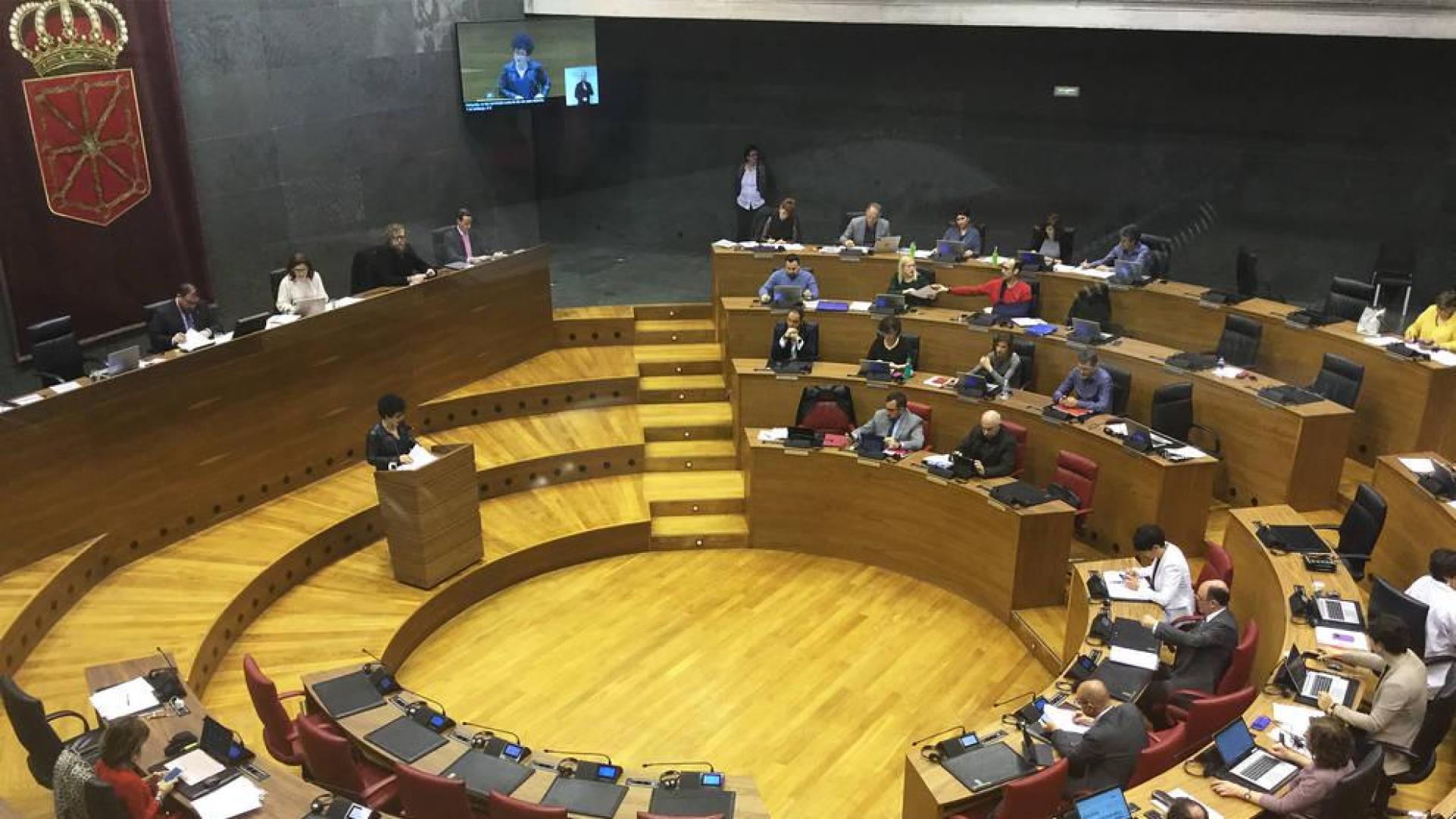 El Parlamento navarro ha decidido suspender toda su actividad hasta el 22 de marzo