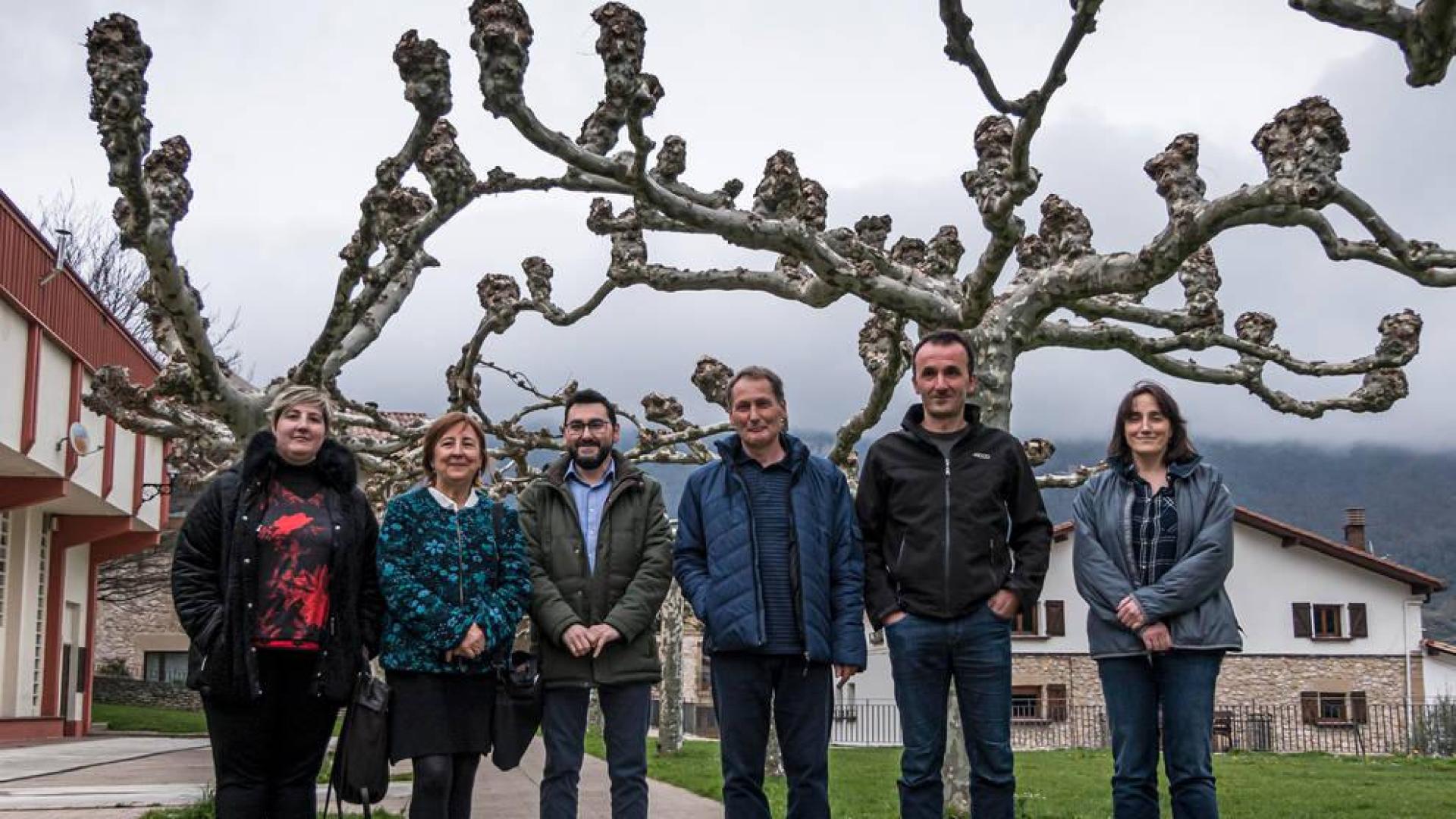 Una población arraigada a la tierra, pero lastrada por la demografía
