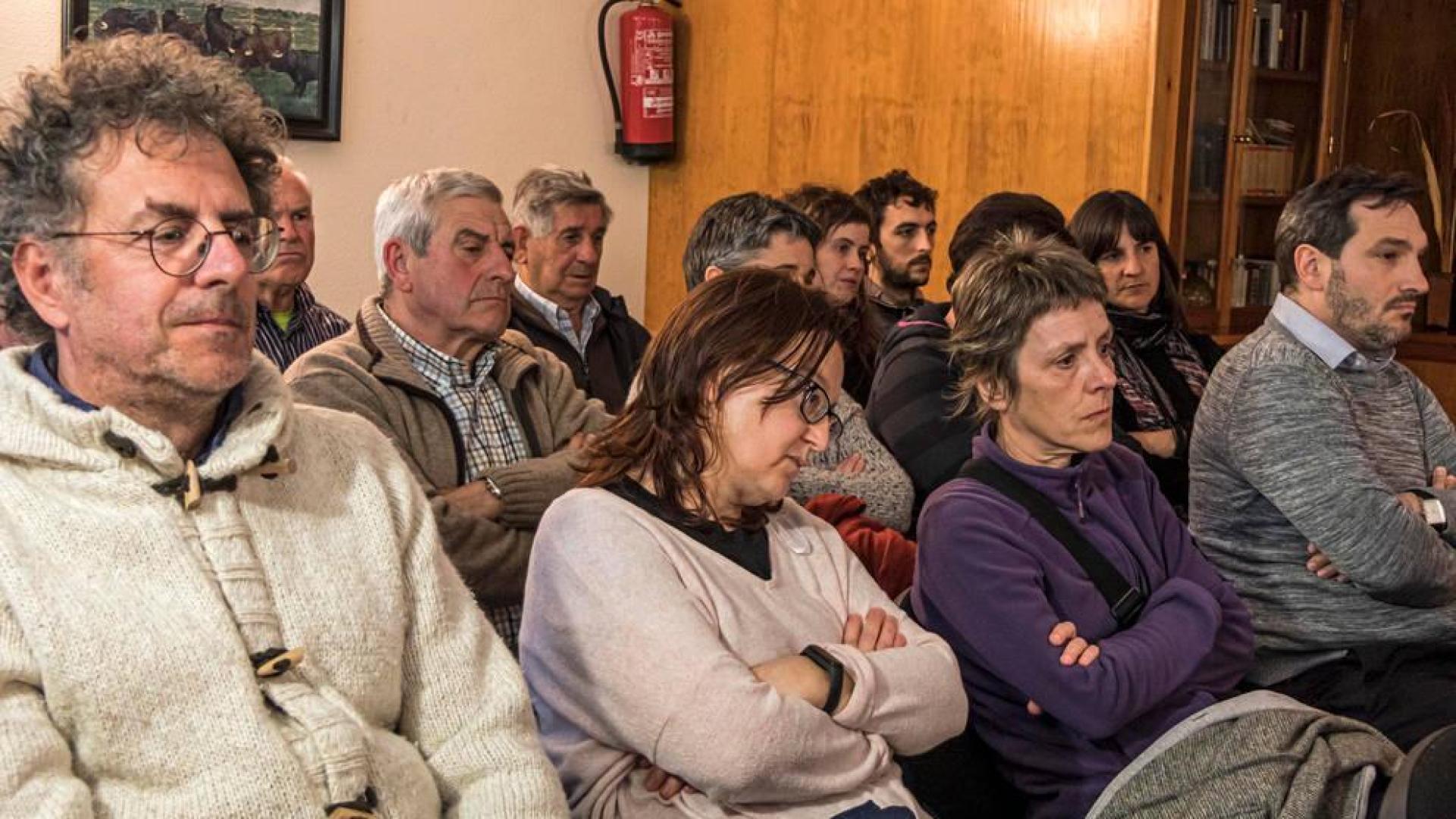 Una comunidad equilibrada, el llamamiento a la Administración