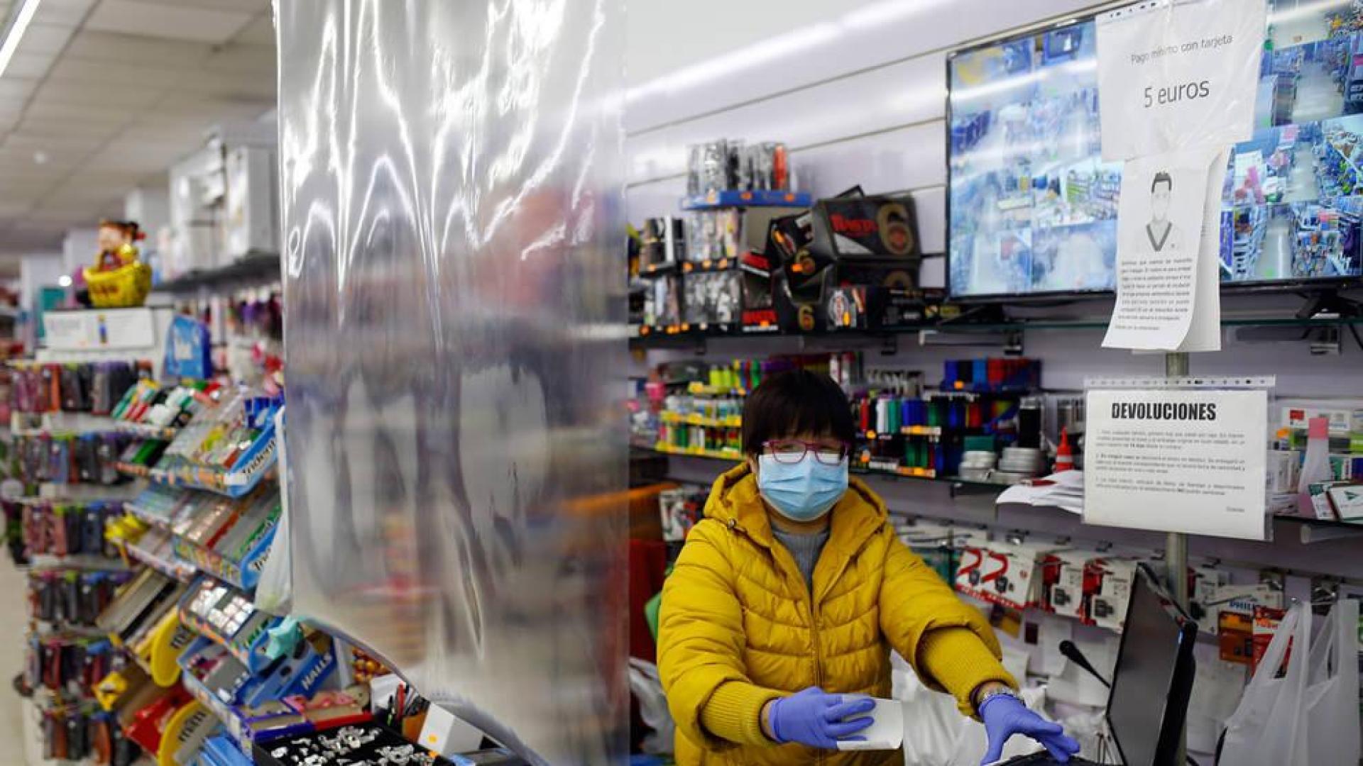 Los negocios chinos, primeros en cerrar