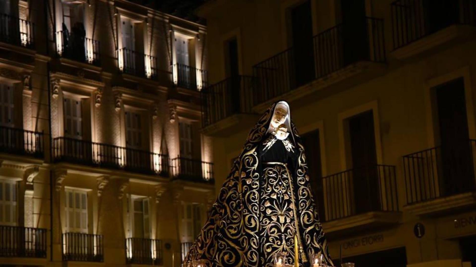 La imagen salió este viernes 16 de marzo de la iglesia de San Lorenzo y recorrió el tradicional tryecto hasta la seo pamplonesa.