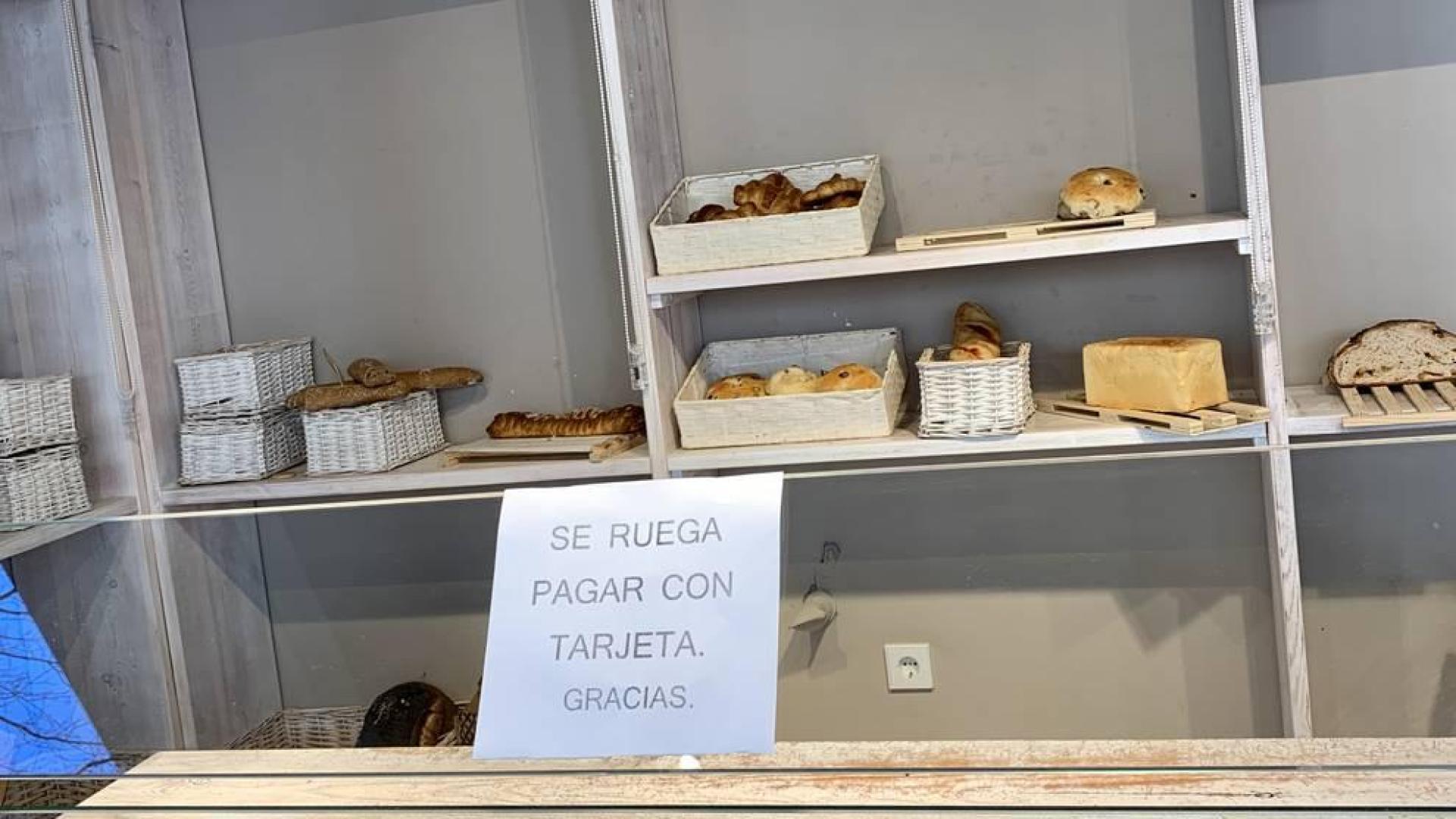 Pagar el pan, con tarjeta