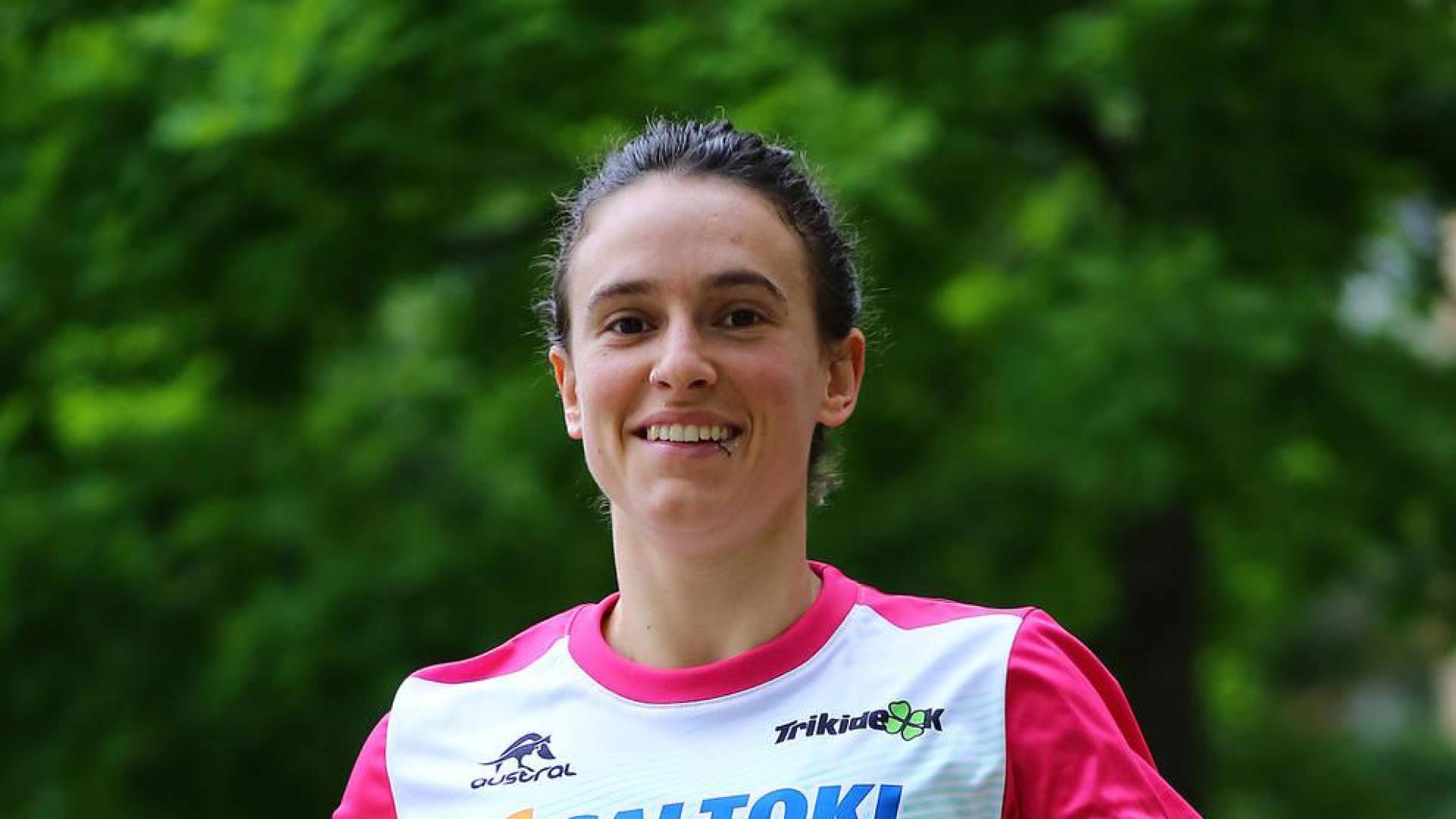 Enara Oronoz gana un triatlón pirenaico