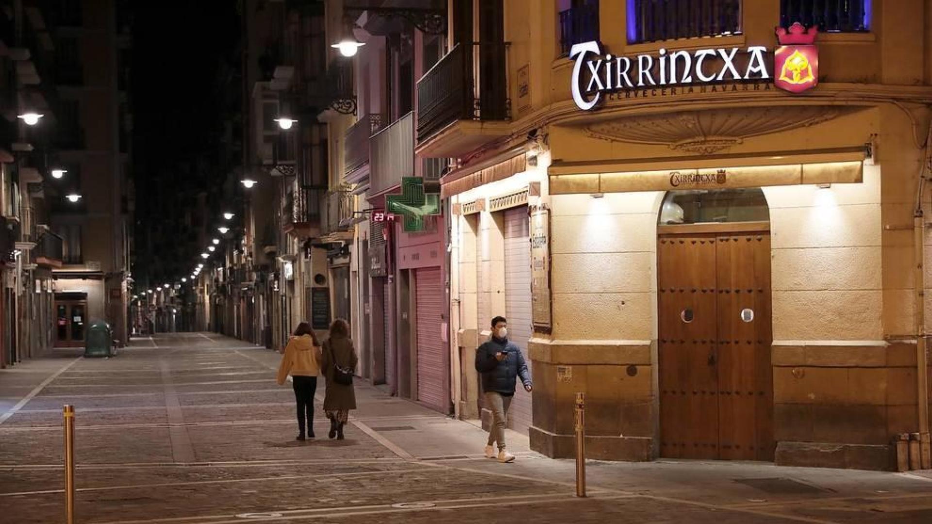 Primer sábado sin gente en el Casco Viejo de Pamplona debido al decreto del estado de alarma por parte del Gobierno por las crisis de coronavirus
