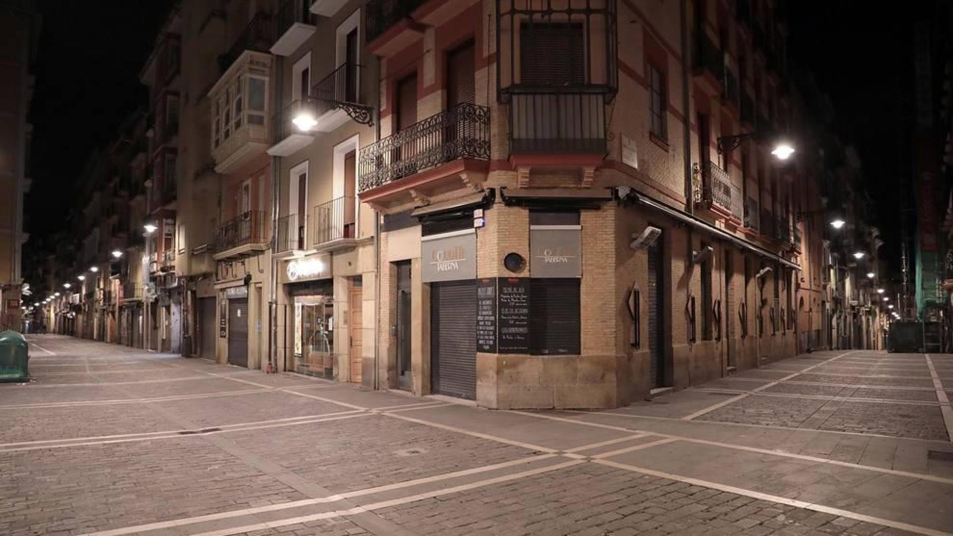 Primer sábado sin gente en el Casco Viejo de Pamplona debido al decreto del estado de alarma por parte del Gobierno por las crisis de coronavirus