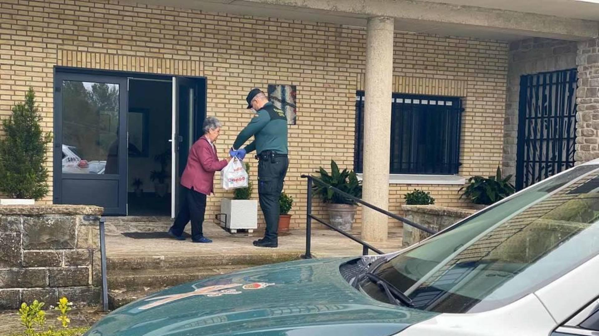 Guardia Civil mantiene entrevistas con 54 residencias de mayores de Navarra