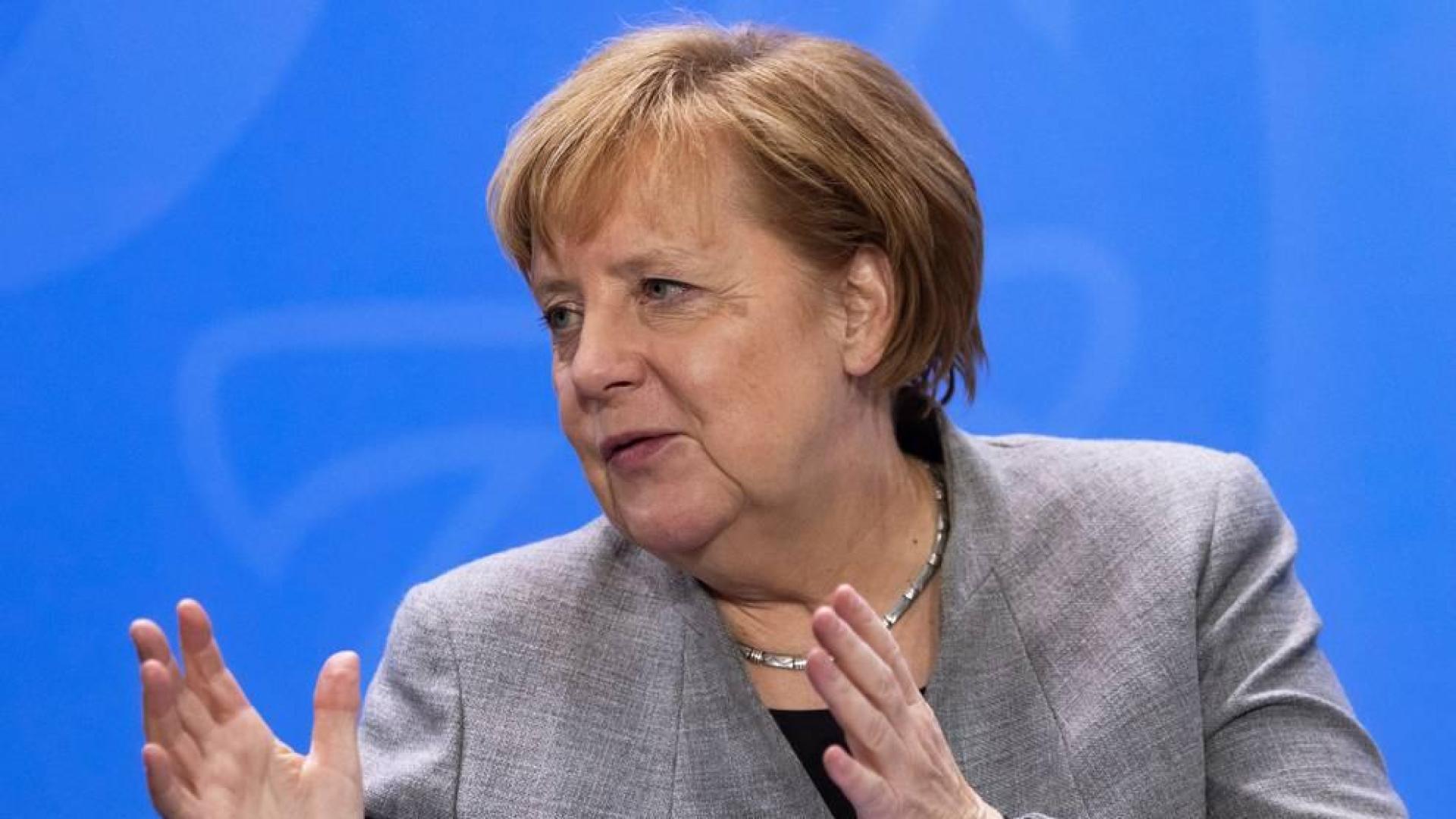 Merkel cierra su cuenta en Facebook con una despedida de sus seguidores