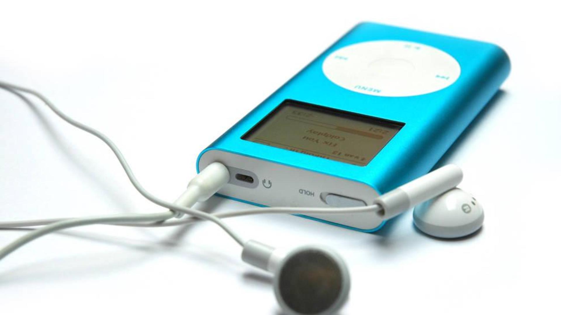 Escuchar música, la actividad más seguida en España