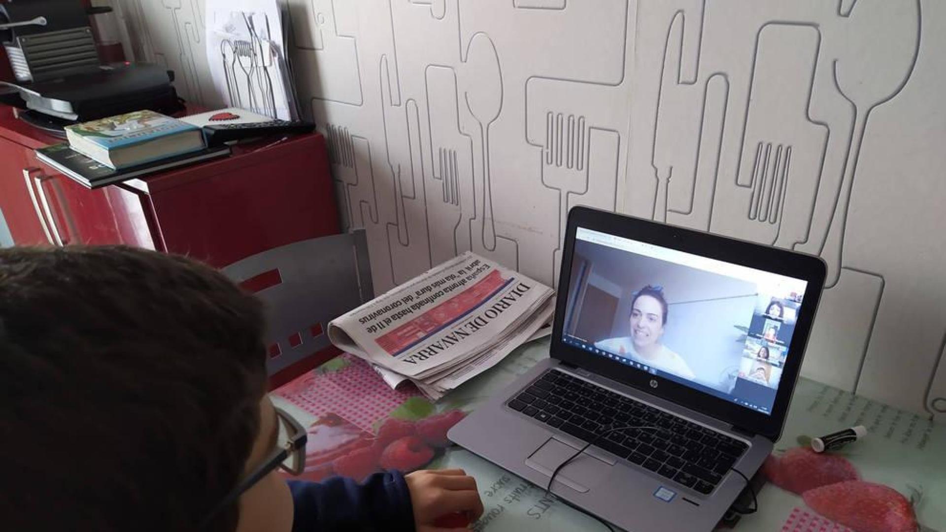 El triple de tiempo en la pantalla