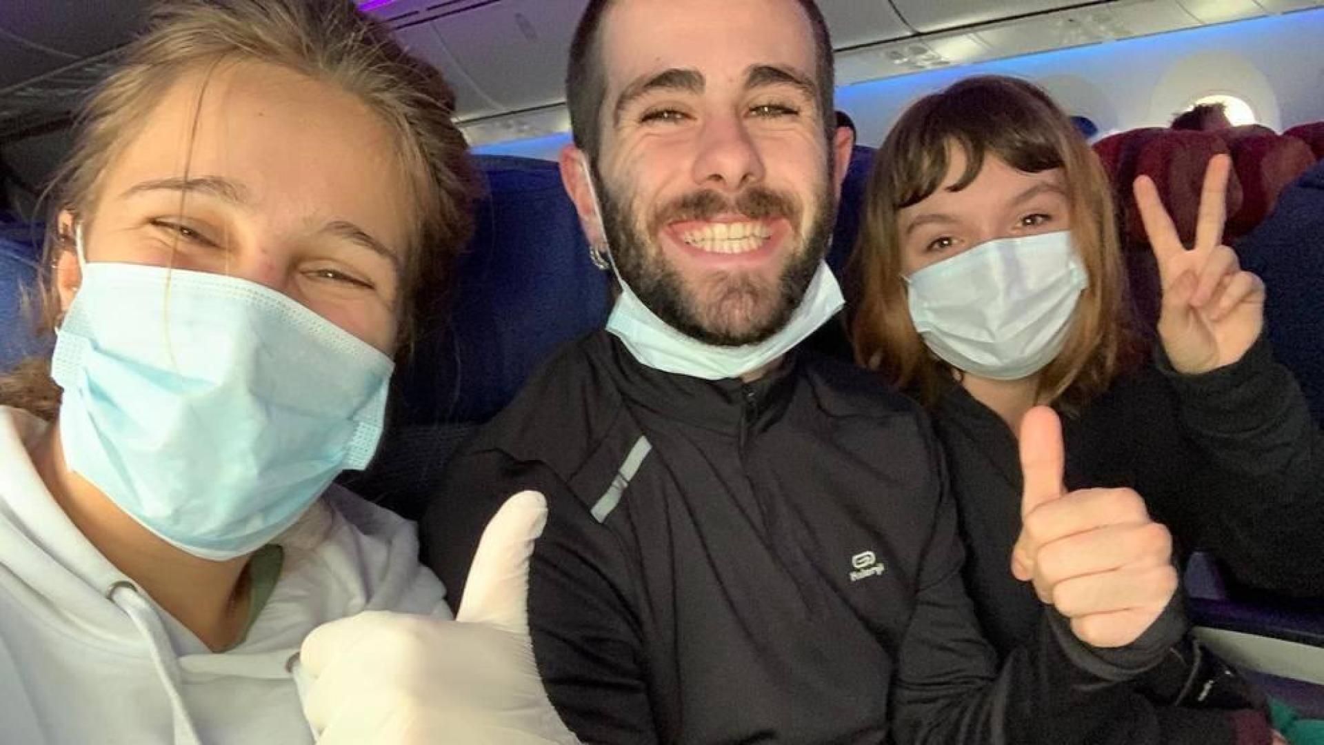 De izq. a dcha., Andrea Jiménez, Martín Echandi y Elena Quintana.