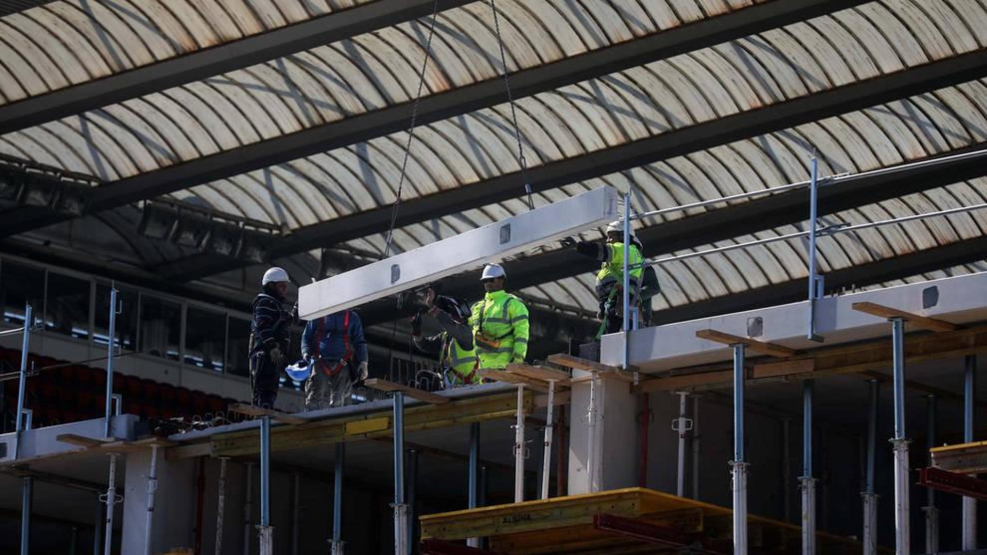Las obras se detienen en El Sadar