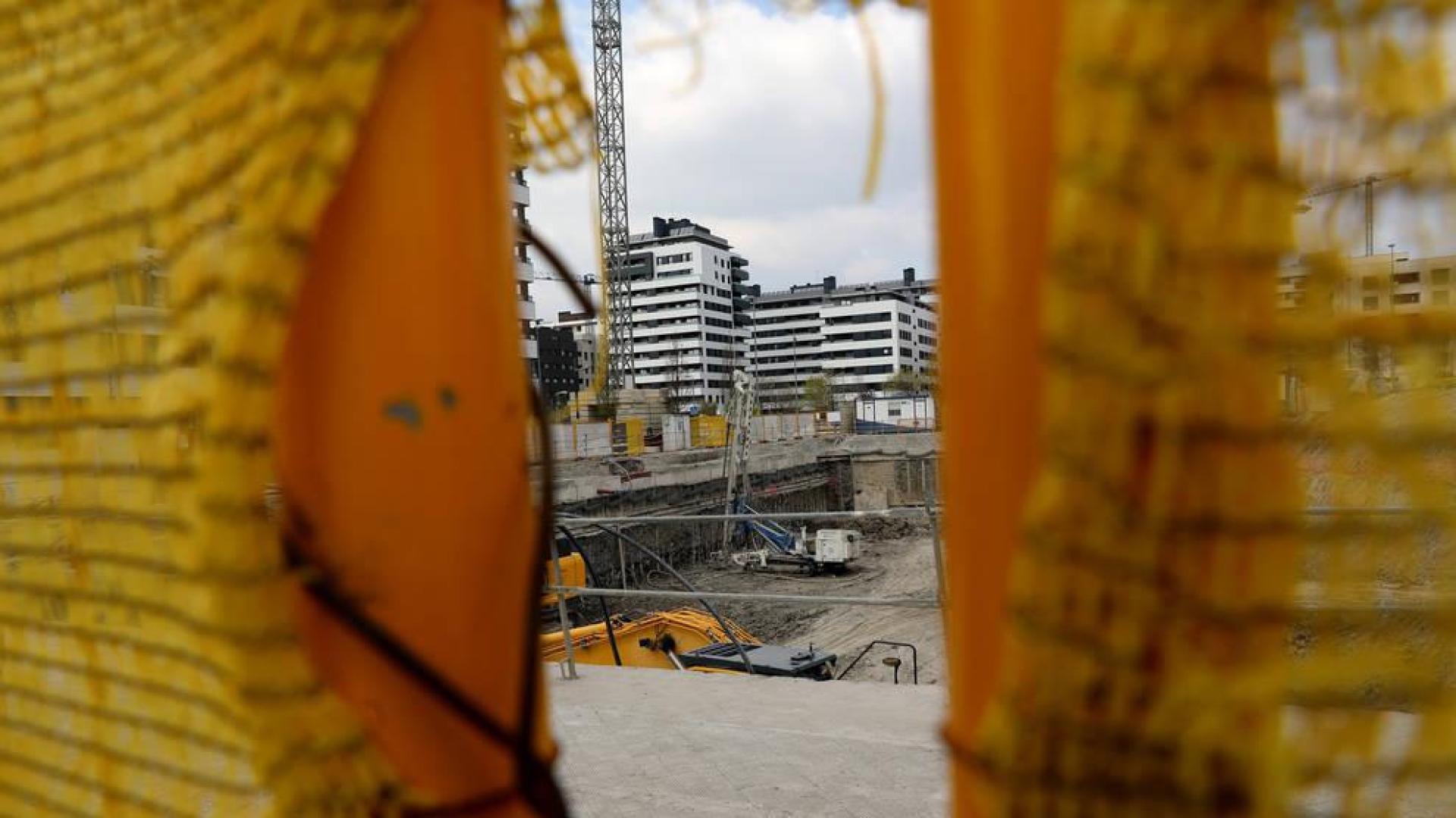 Incertidumbre en la construcción, transporte y metal ante el parón total
