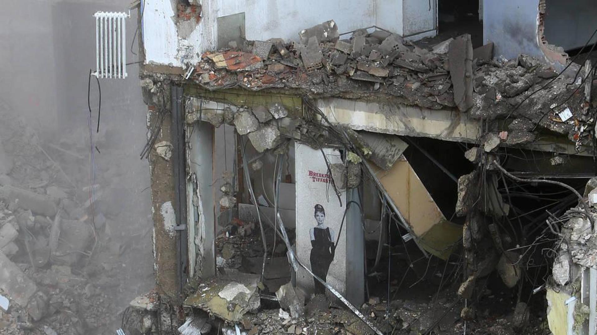 'Audrey entre los escombros',  premio a la mejor fotografía del blog 'La buena prensa'